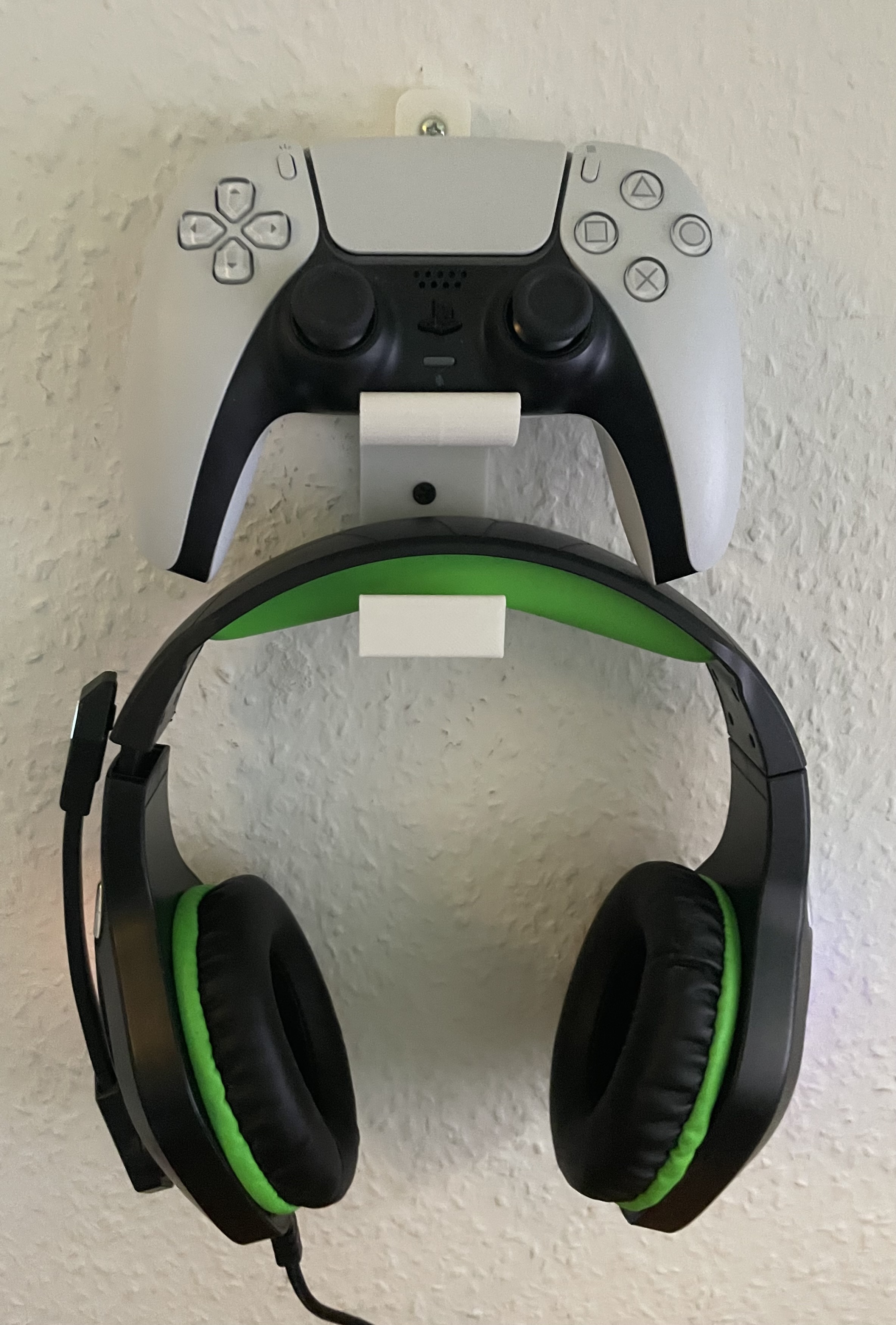 PlayStation 5 Controller + Headset holder