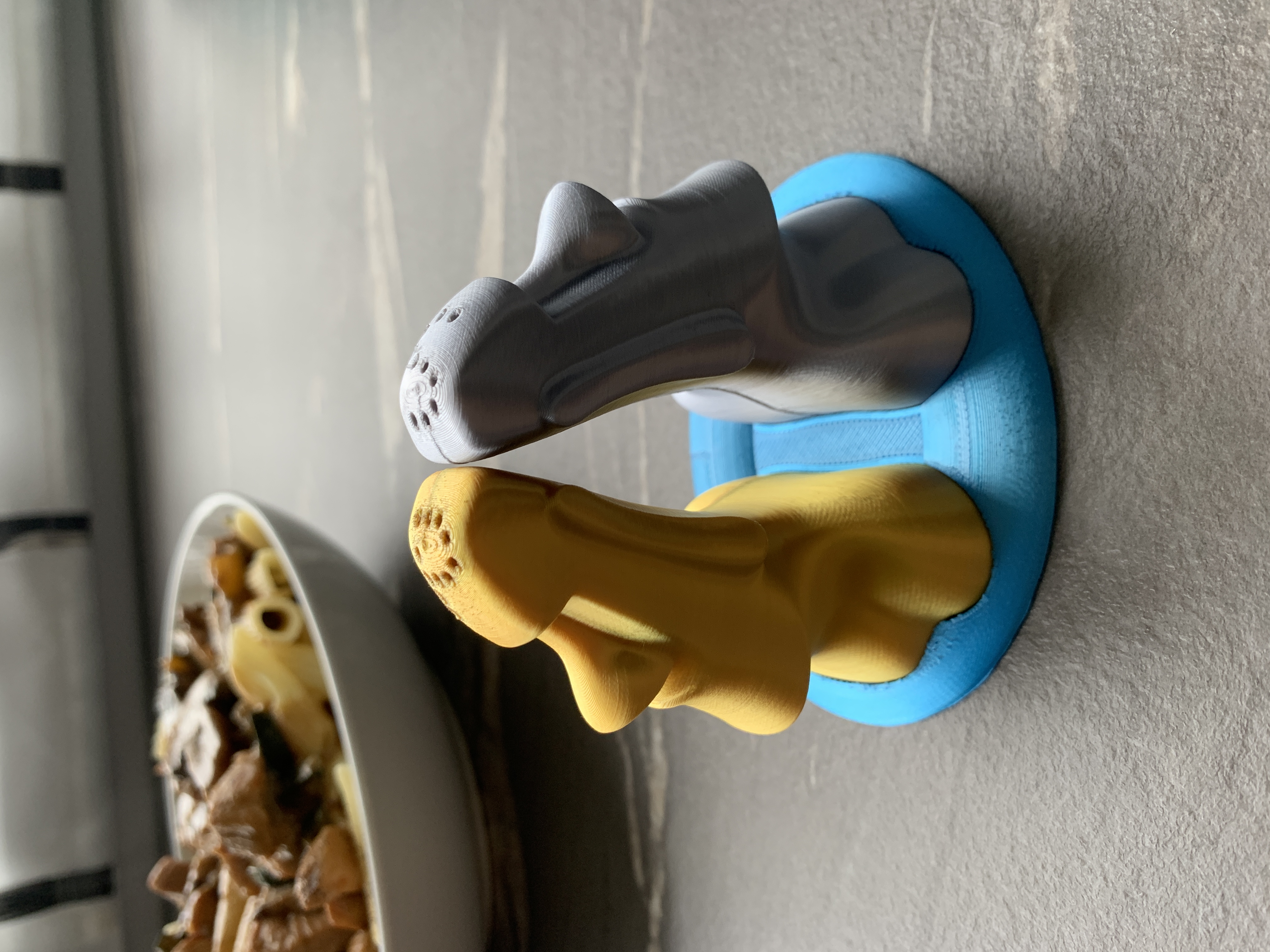 Moai Salt & Pepper Shaker+Tray