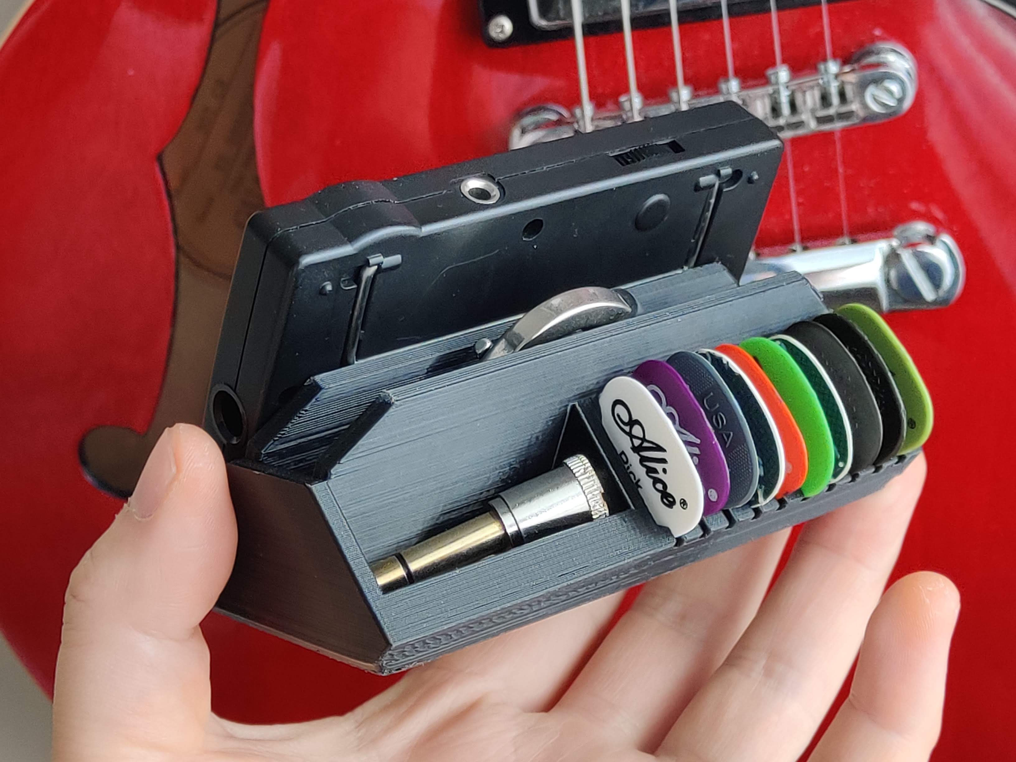 Caddy box for guitar accessories