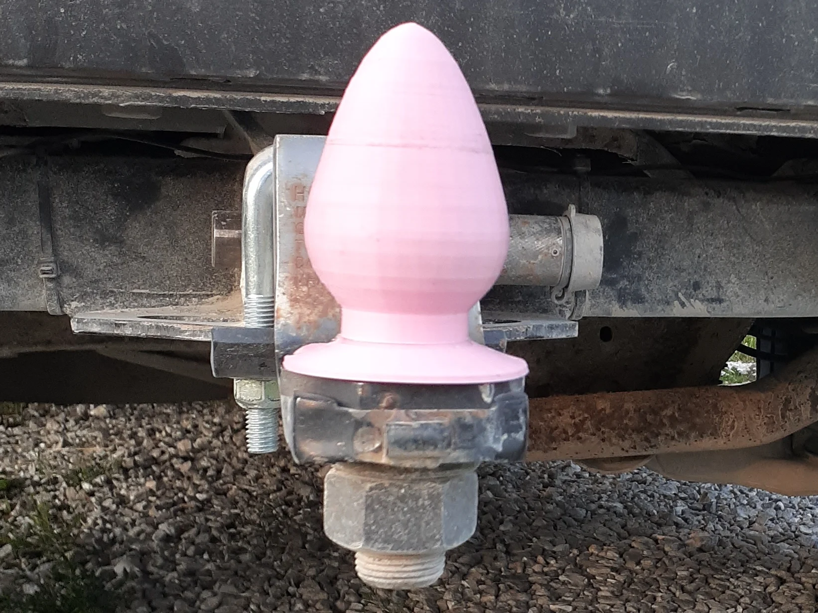 Butt Plug 2" Hitch Ball Magnetic Cover