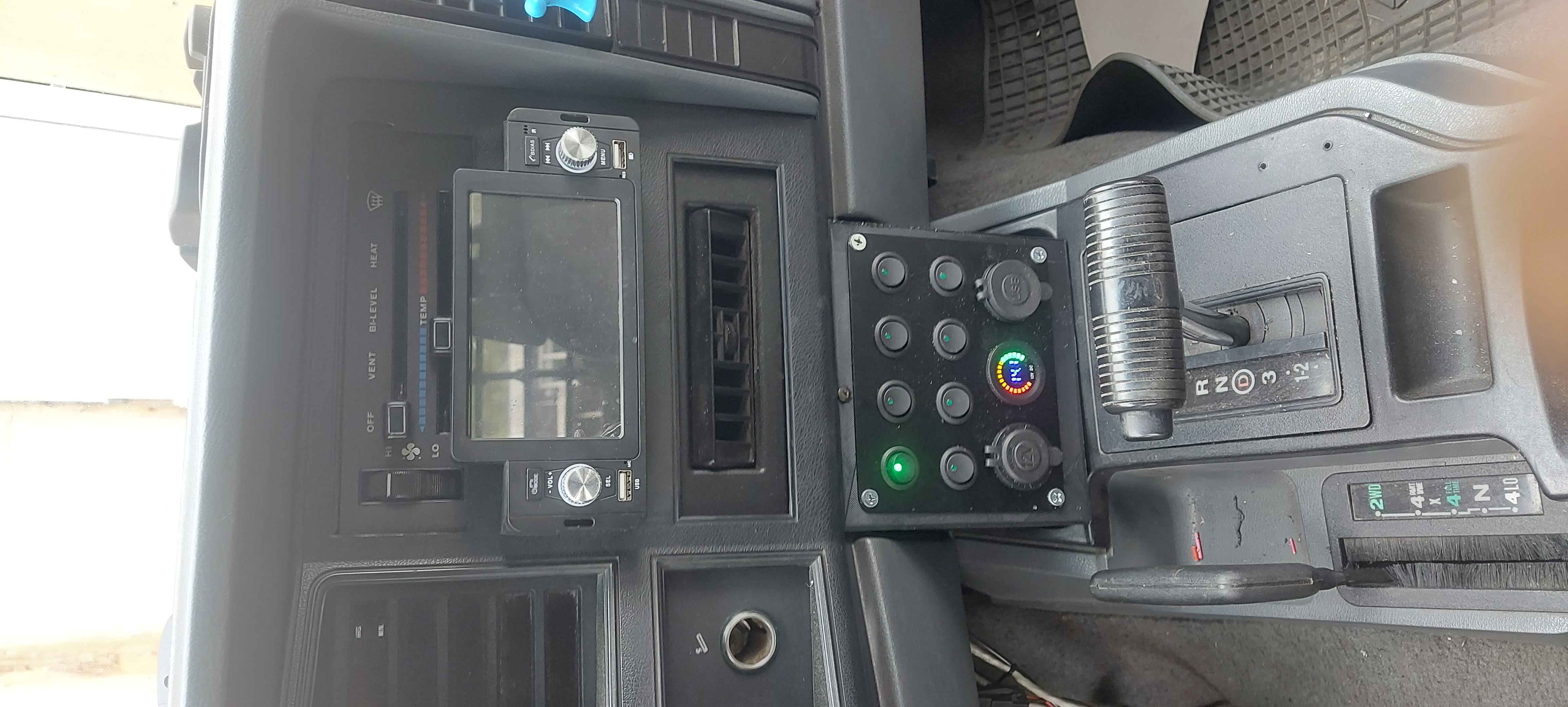Jeep Cherokee (XJ) Switch Panel Frame