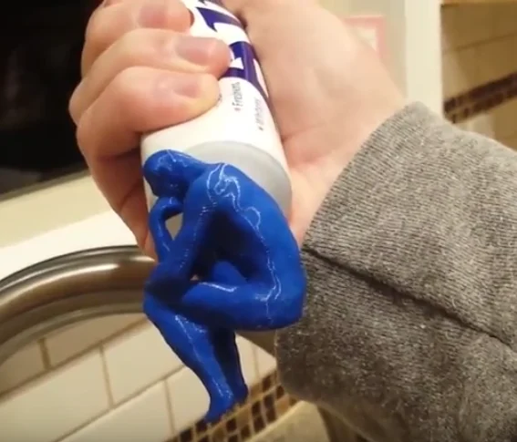 Toothpaste pooper - gag gift