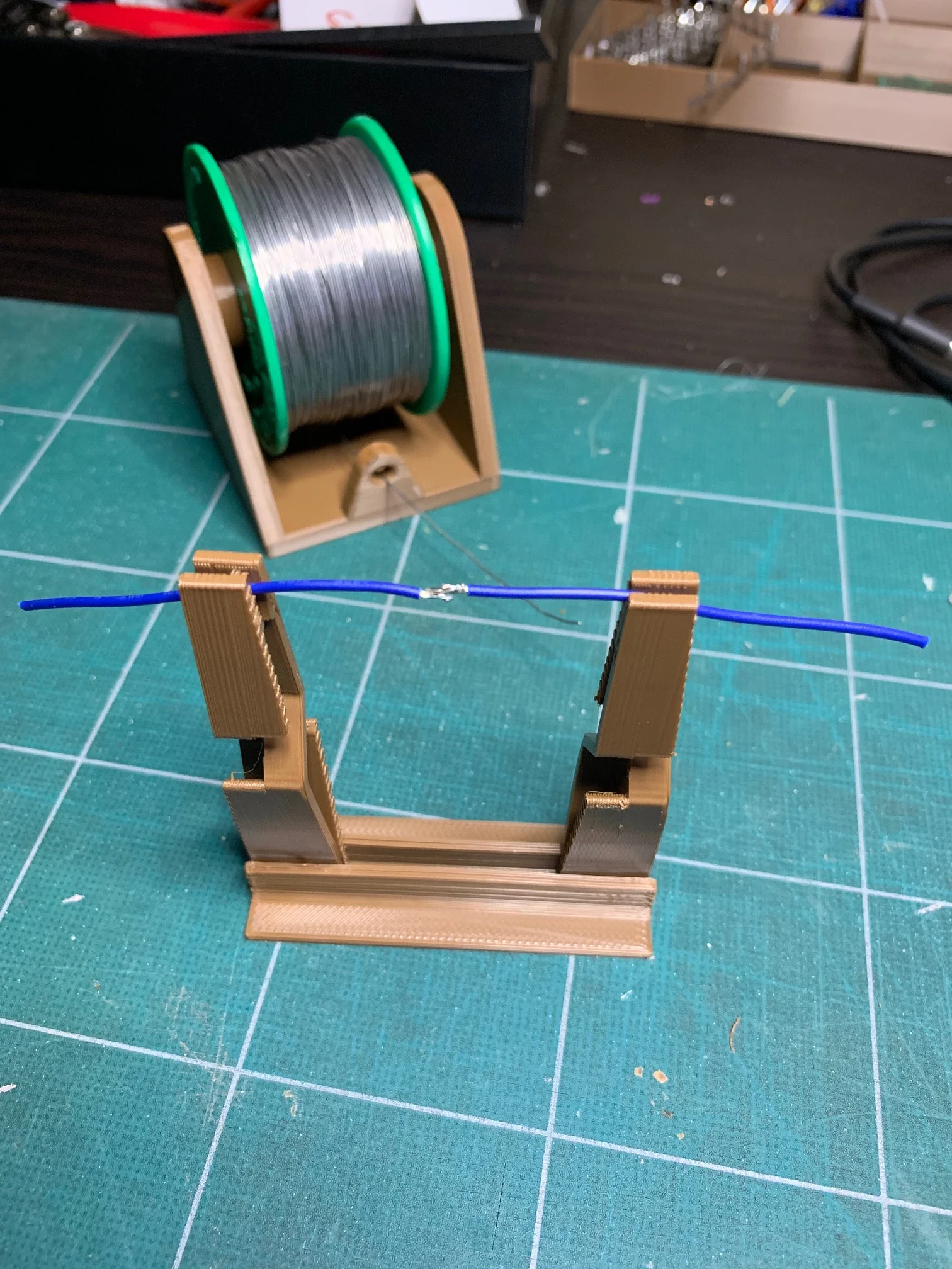 Improved Soldering cross Tweezers