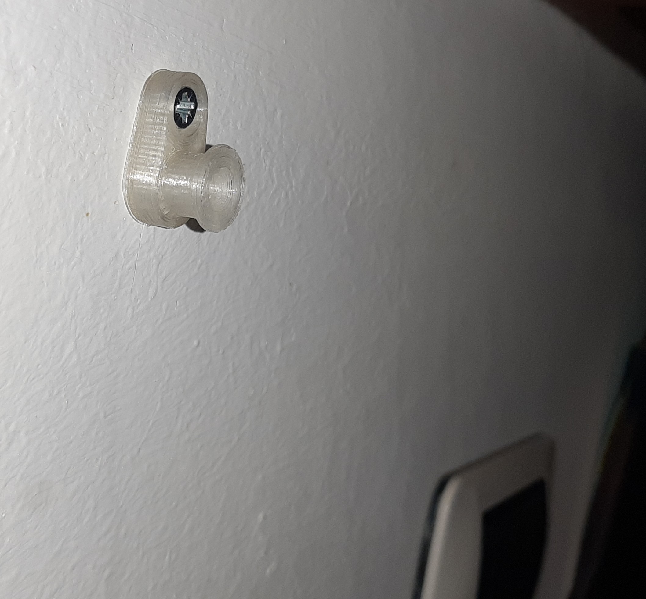 Gancio a muro per quadri (wall hook for paintings)