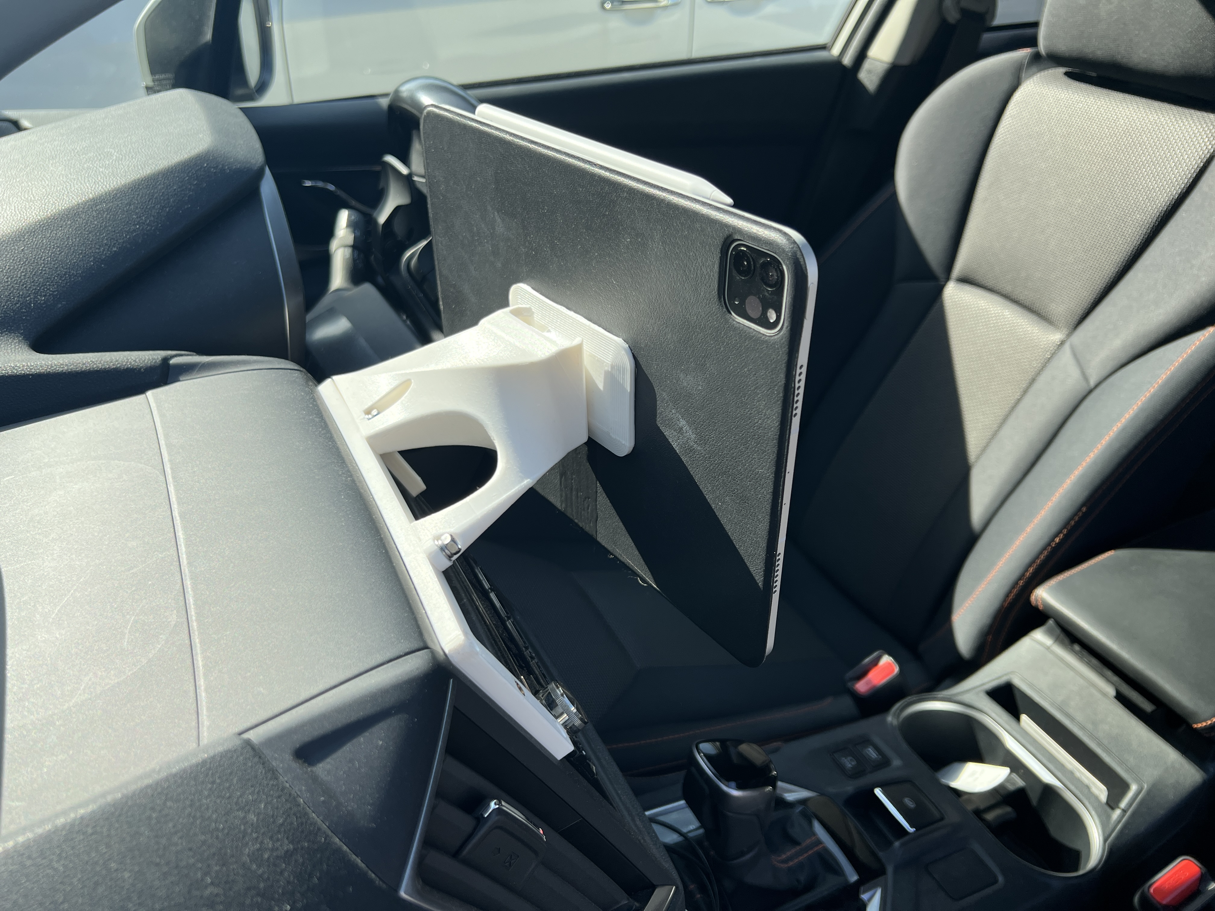 iPAD stand for Subaru XV