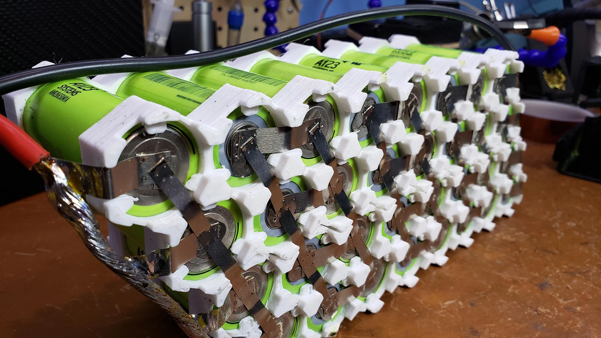 18650 Parametric Hex Cell Battery Pack Holder