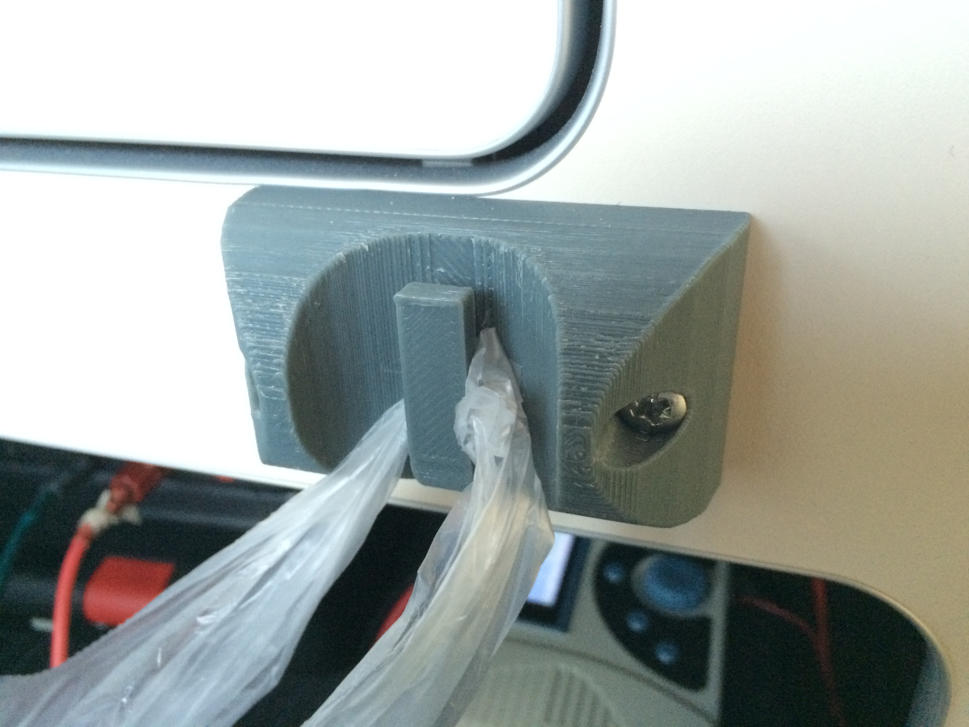 Hook for replacing the ladder connector in Ford Nugget 2014+