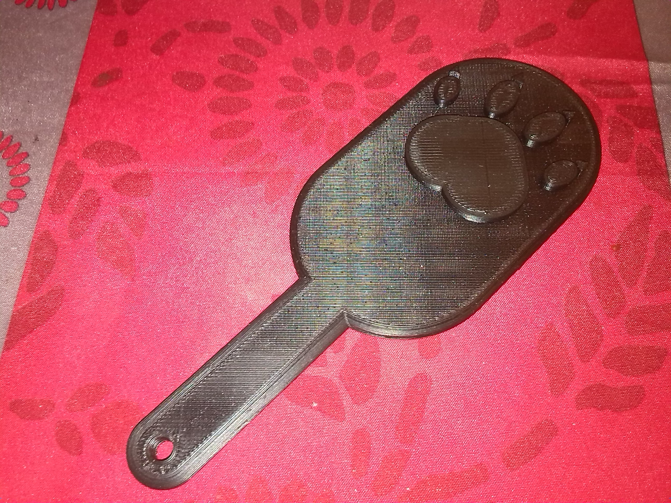 Wolf footprint paddle