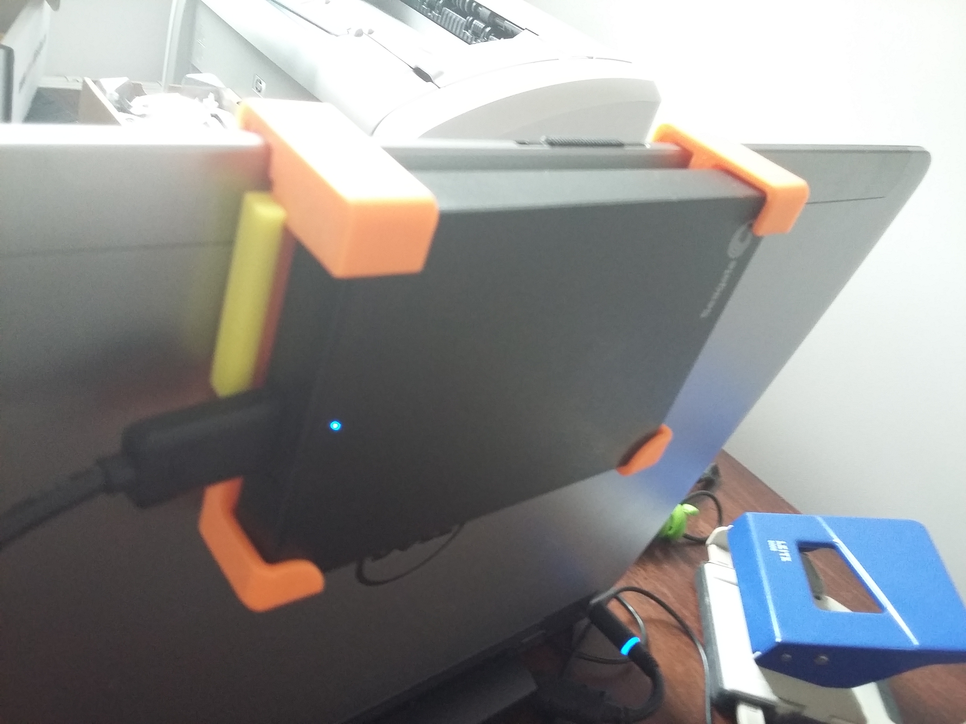 External HDD2,5" hanger / wieszak dla dysku