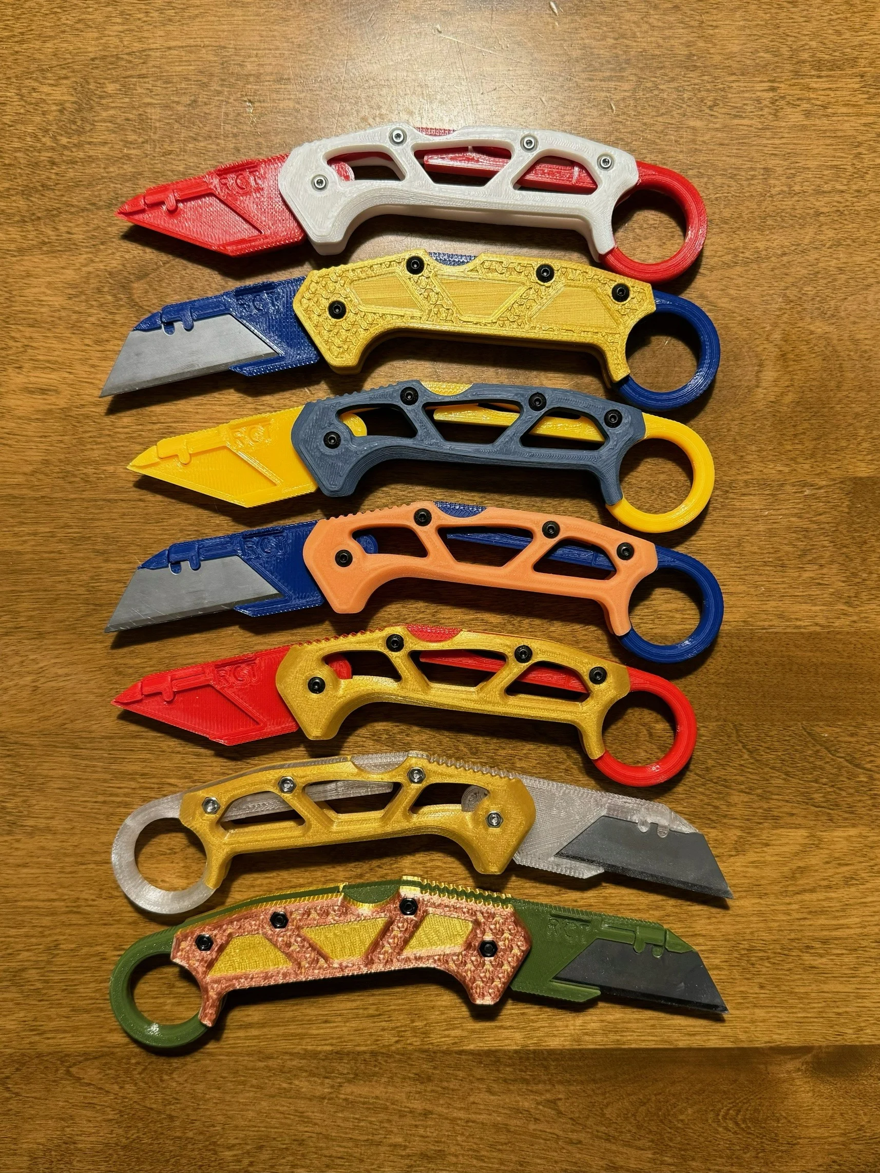No-Tool Blade Change - OBERTECH NSP-02 KARAMBIT - RCT Remix