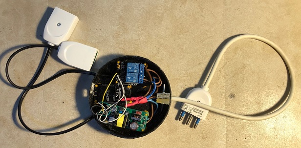 PowerPlug IoT Home automation device