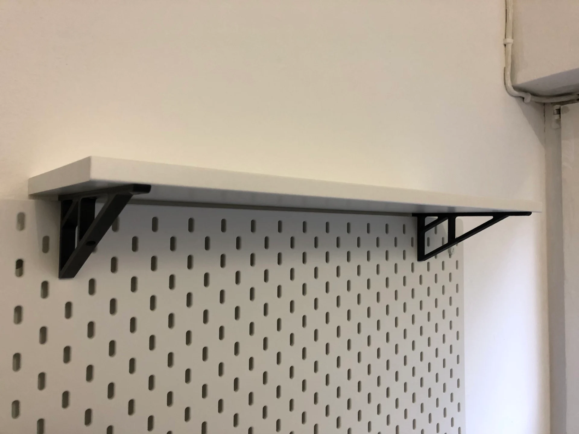 Skadis | Settop Shelf Holder