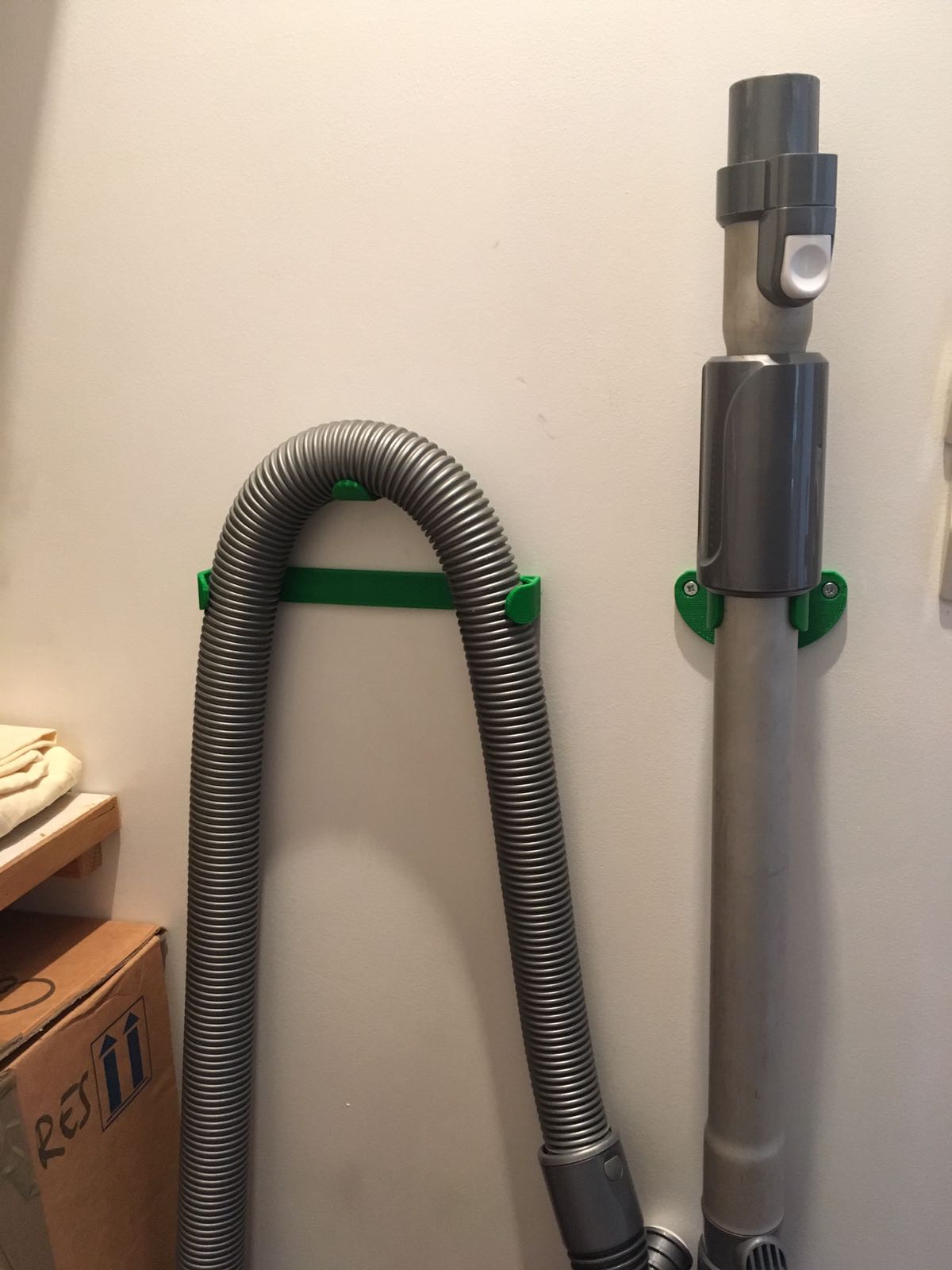 dyson or vaccum cleaner support - holder.