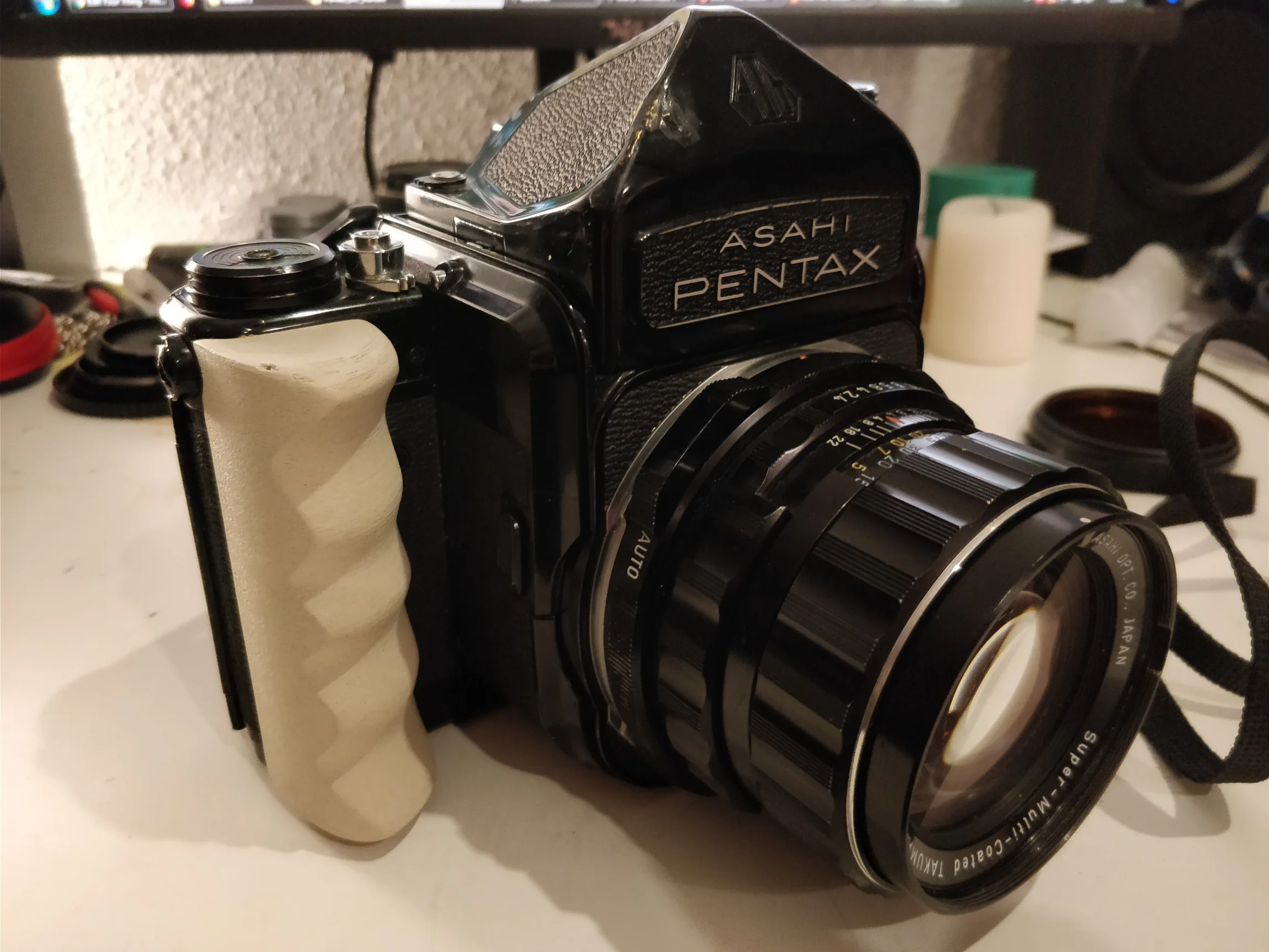 Pentax 6x7 right hand grip