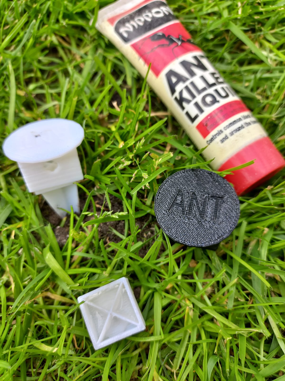 Ant Bait Box Trap.