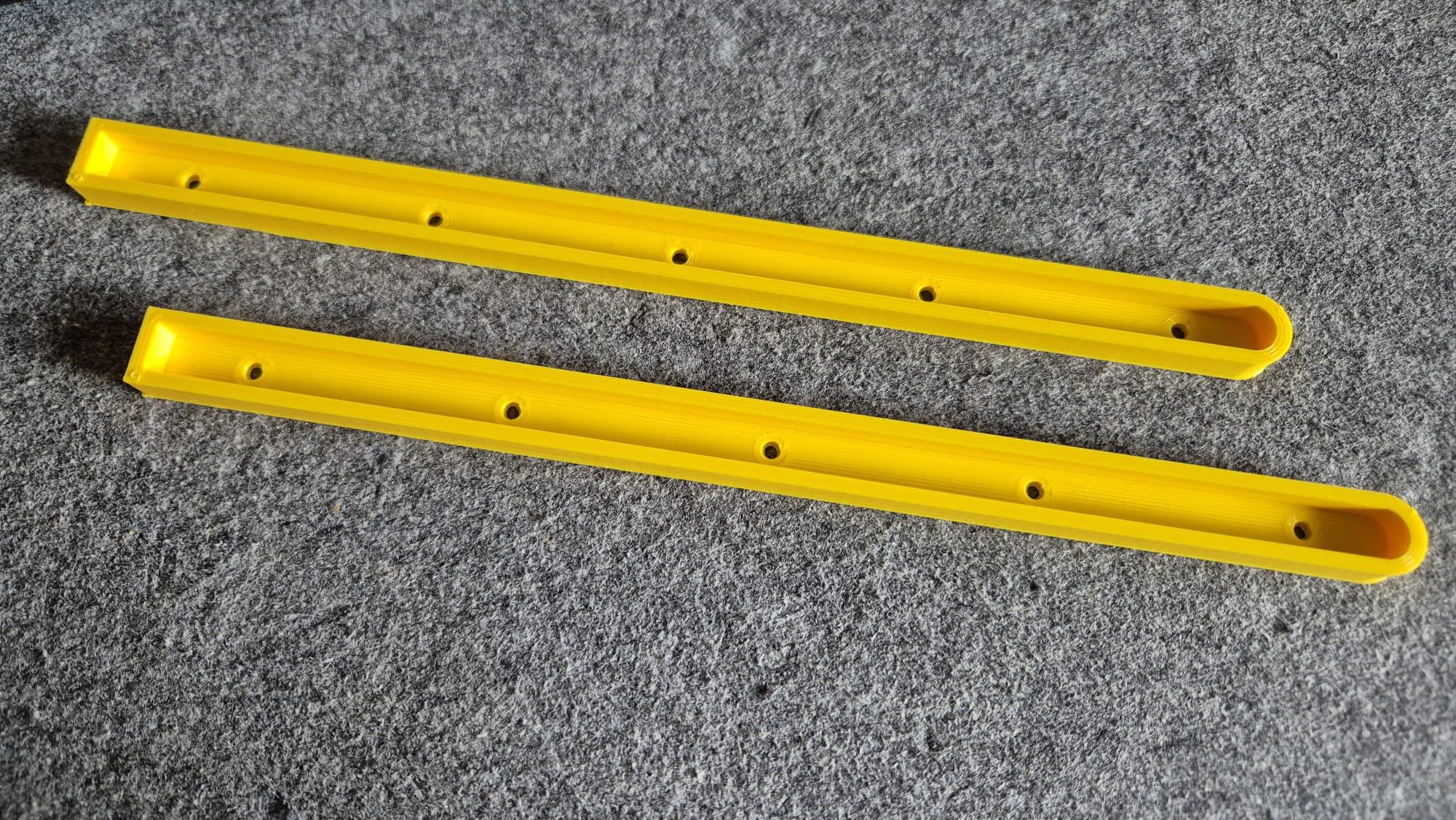 Schubladenschiene / Drawer rail 250 mm, 15,8mm, 8,5mm (L, H, B)