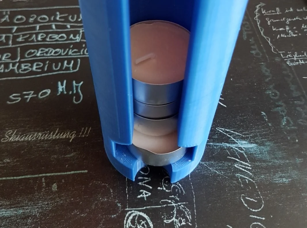 Tealight dispenser / Teelicht spender