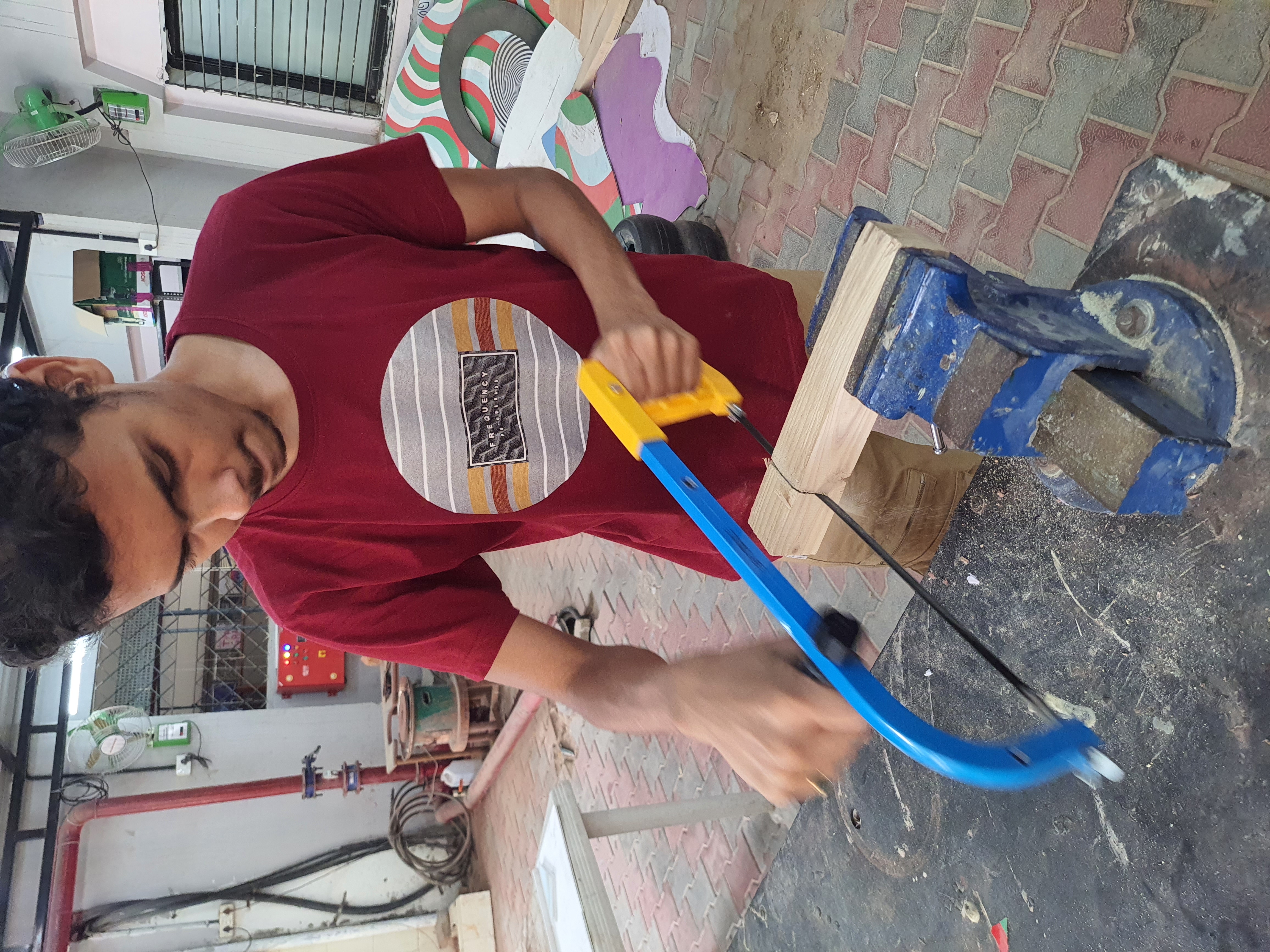 ergonomic hacksaw handle