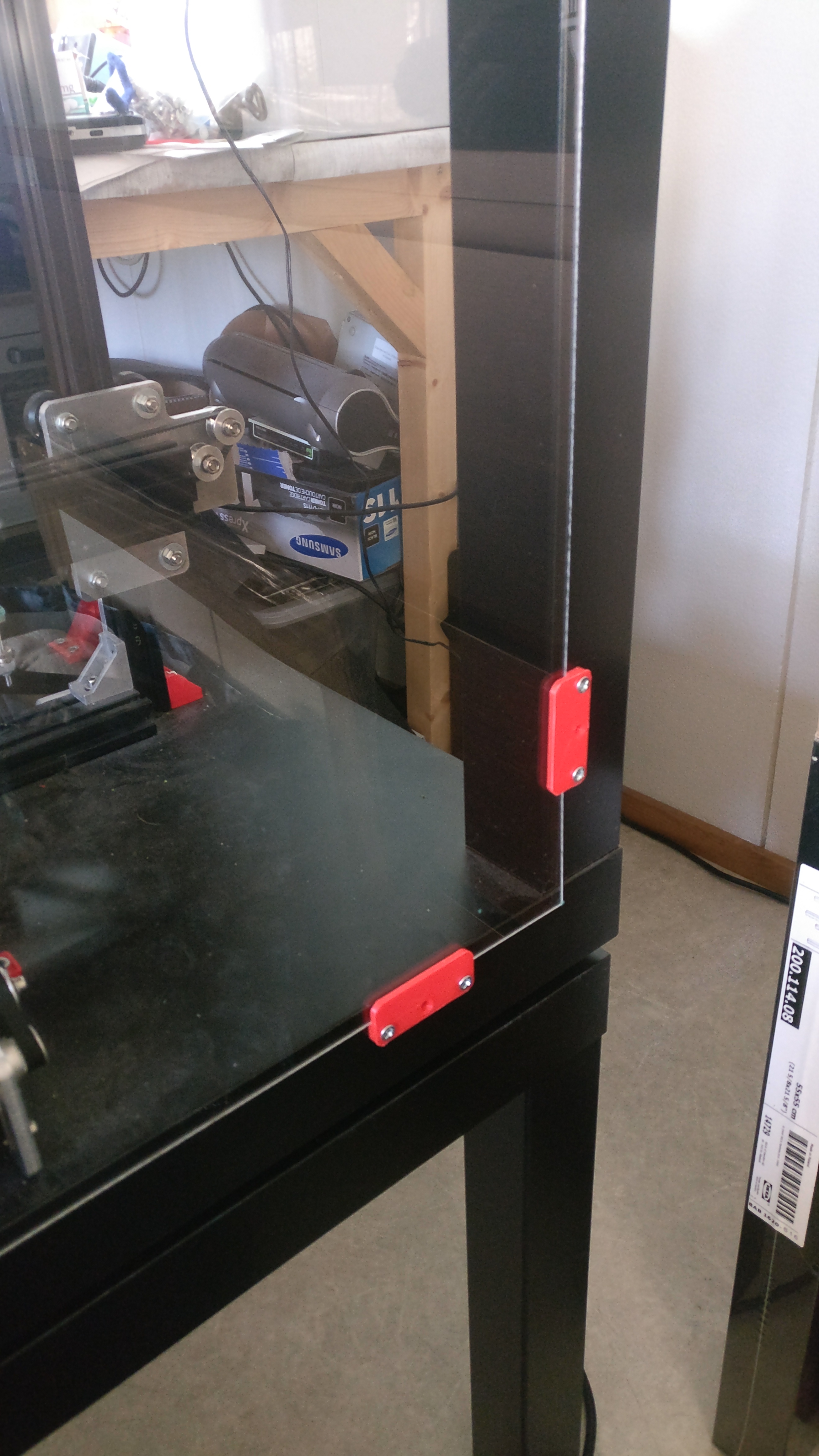 Plexiglass Bracket