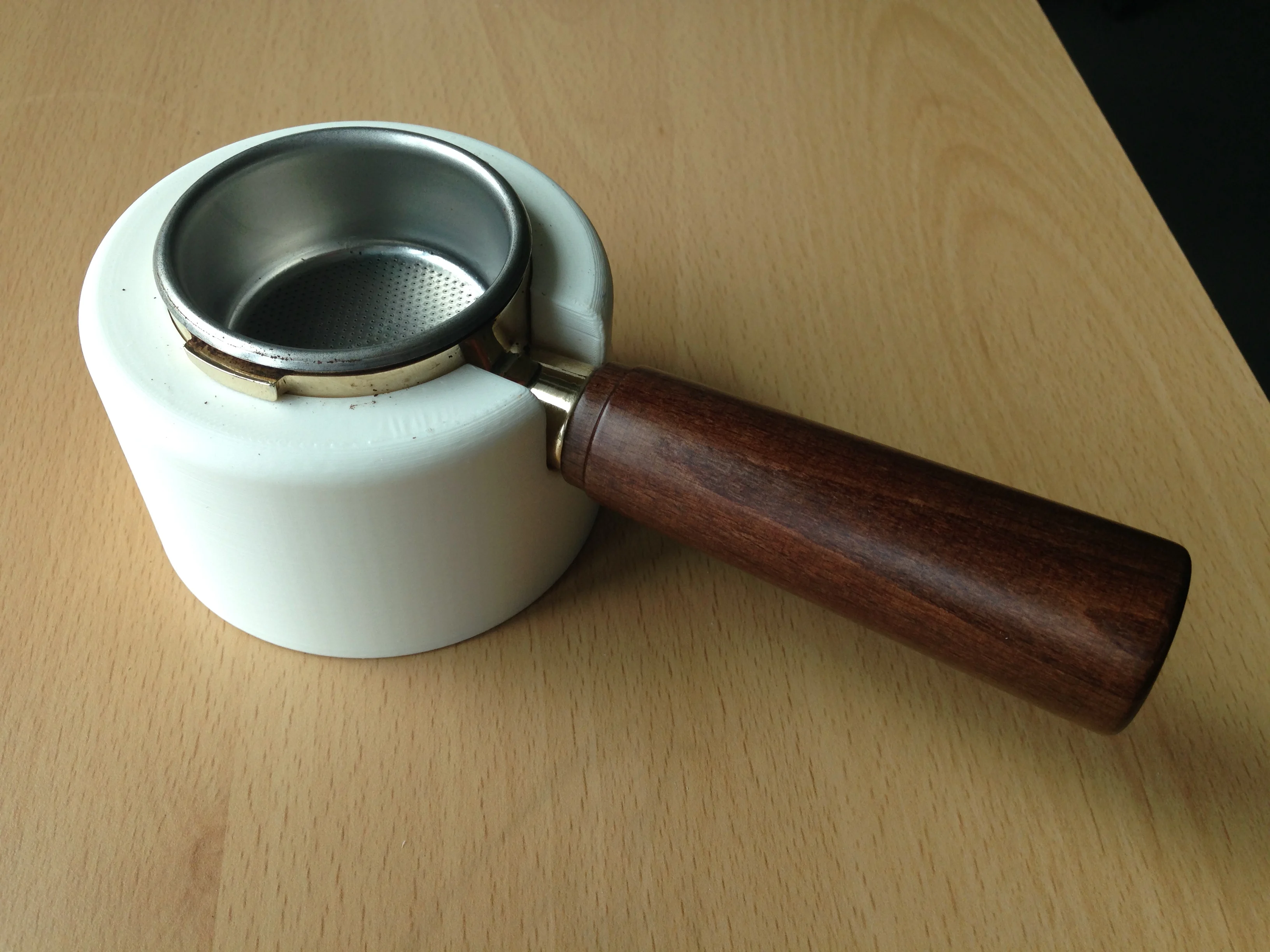 Espresso tamping station (La Pavoni Europiccola)