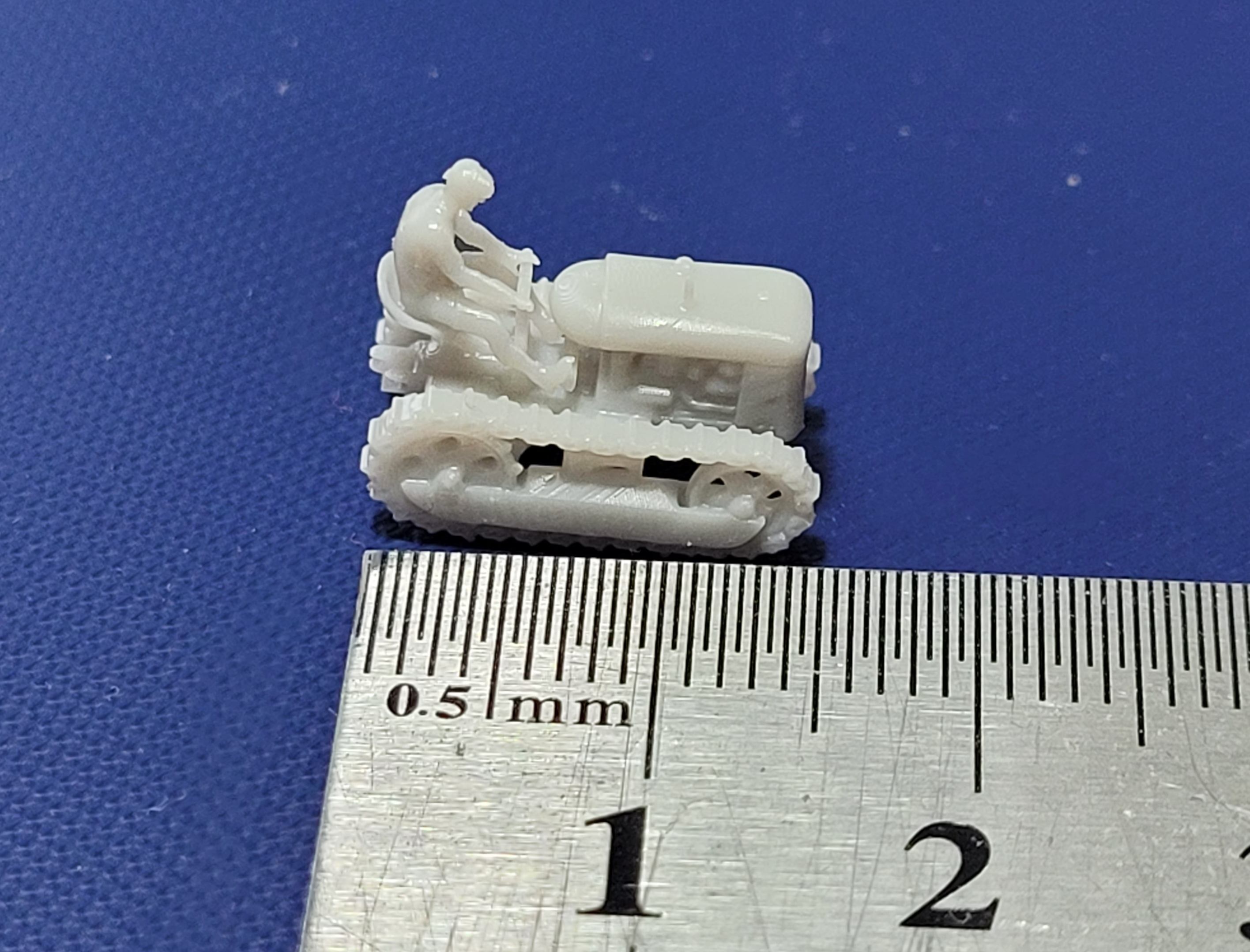 Haggy_23s Oliver Cletrac Inspired Chain Tractor 1-148