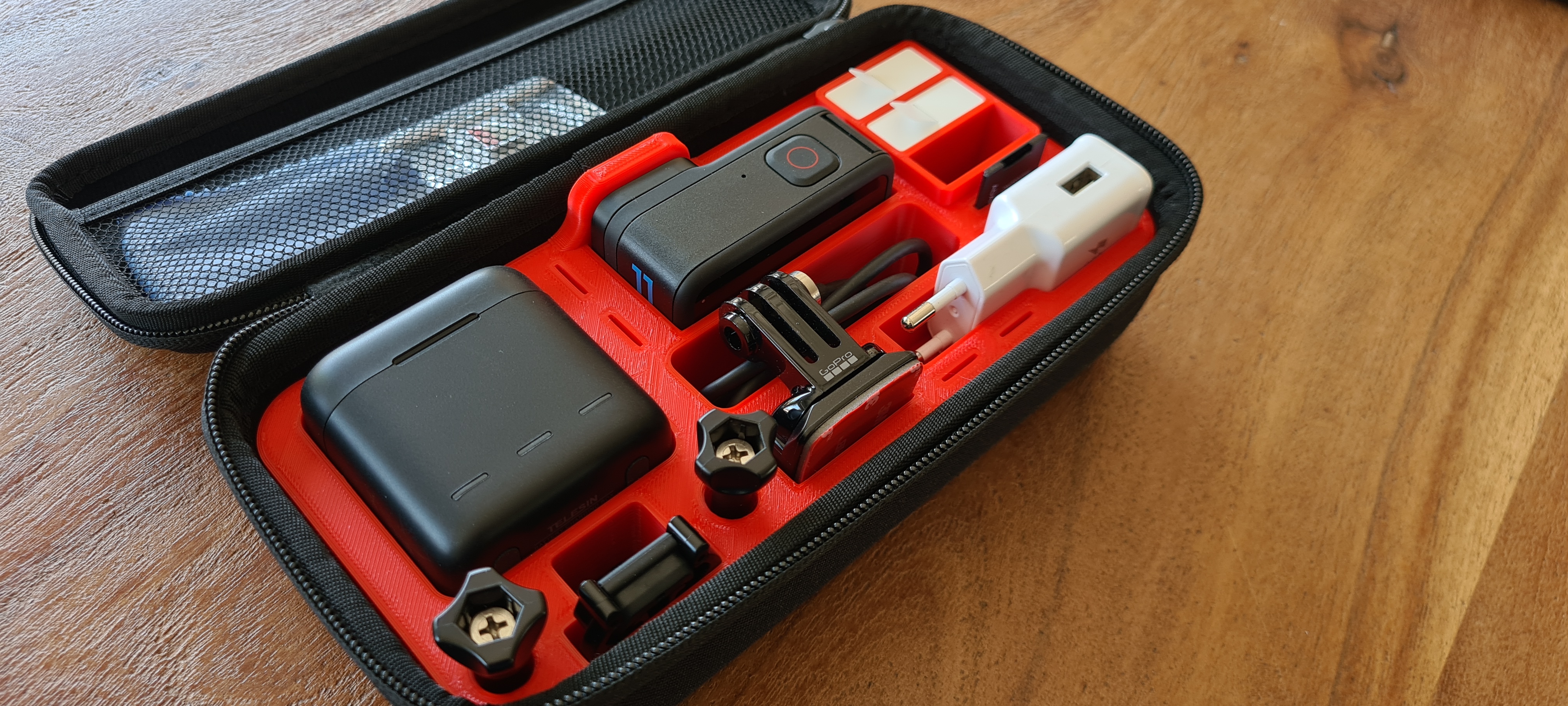 GoPro Hero 11 case organizer