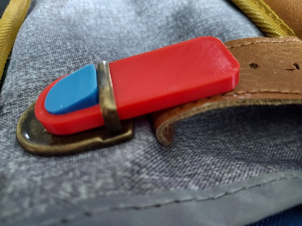 School bag lock / Fermeture cartable