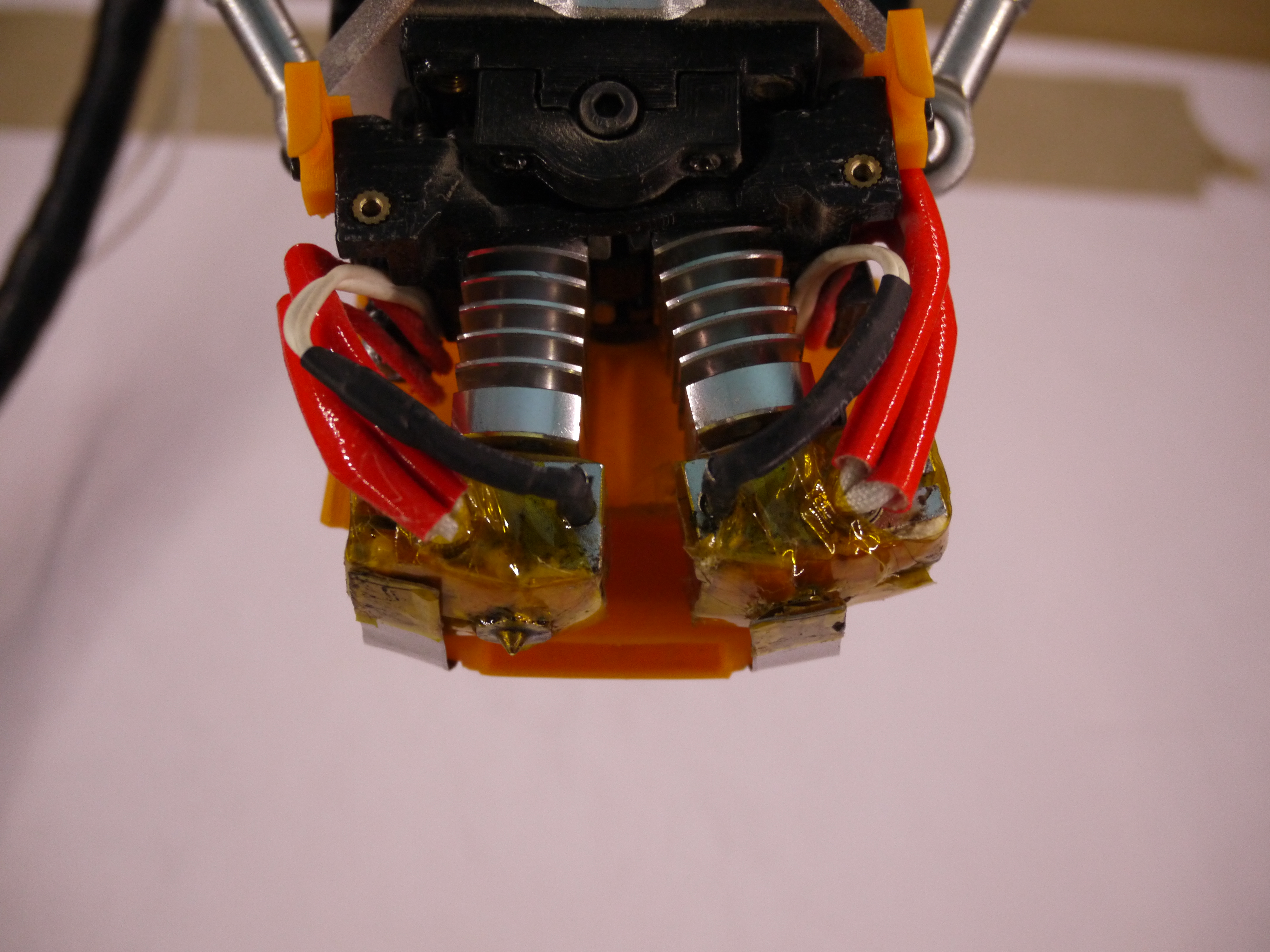 compact dual nozzle lifting hotend