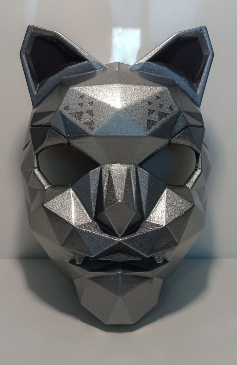 Wraith Void Prowler mask from Apex Legends