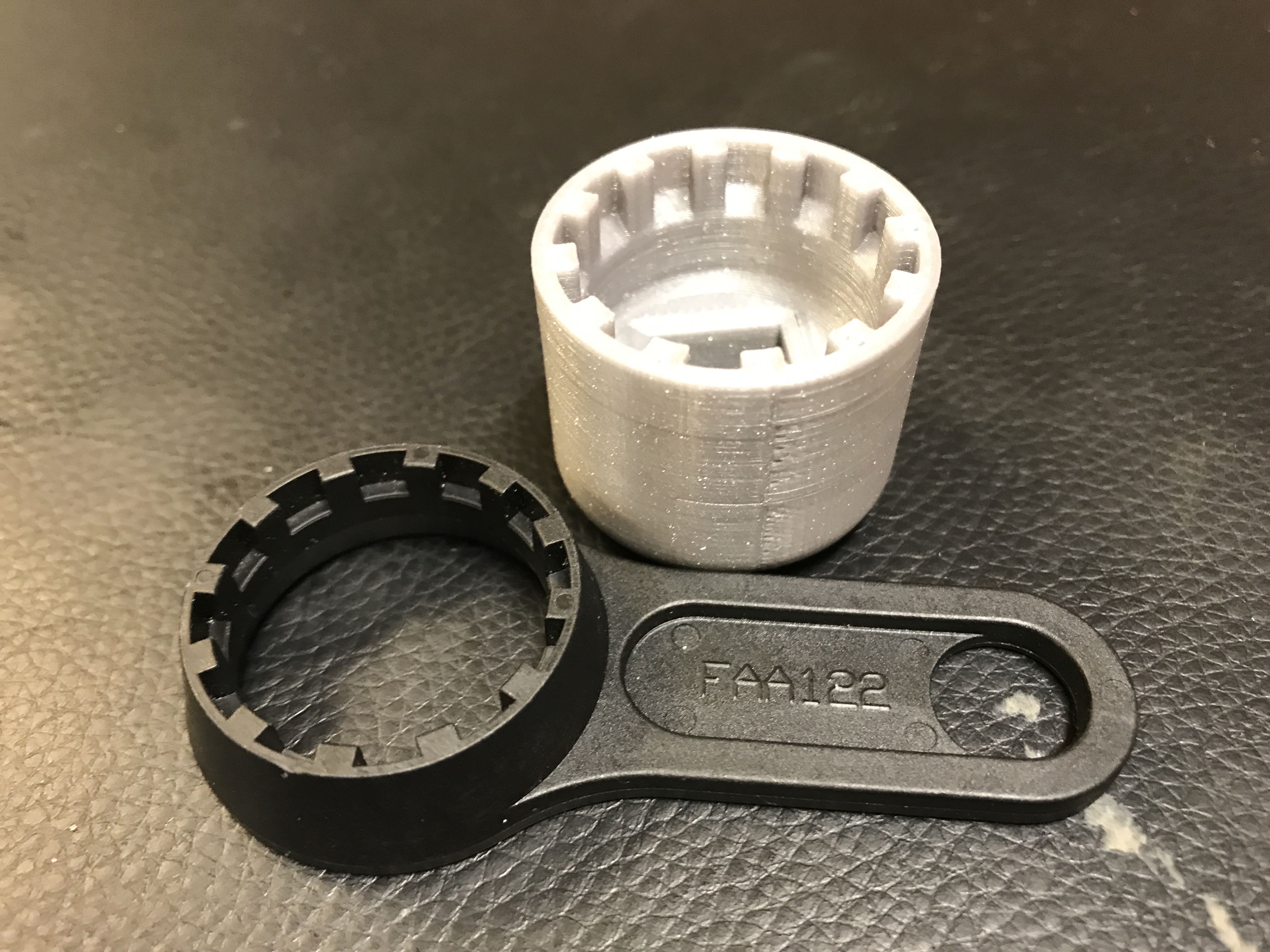SR Suntour fork top cap socket (FAA122/FAA086 replacement)