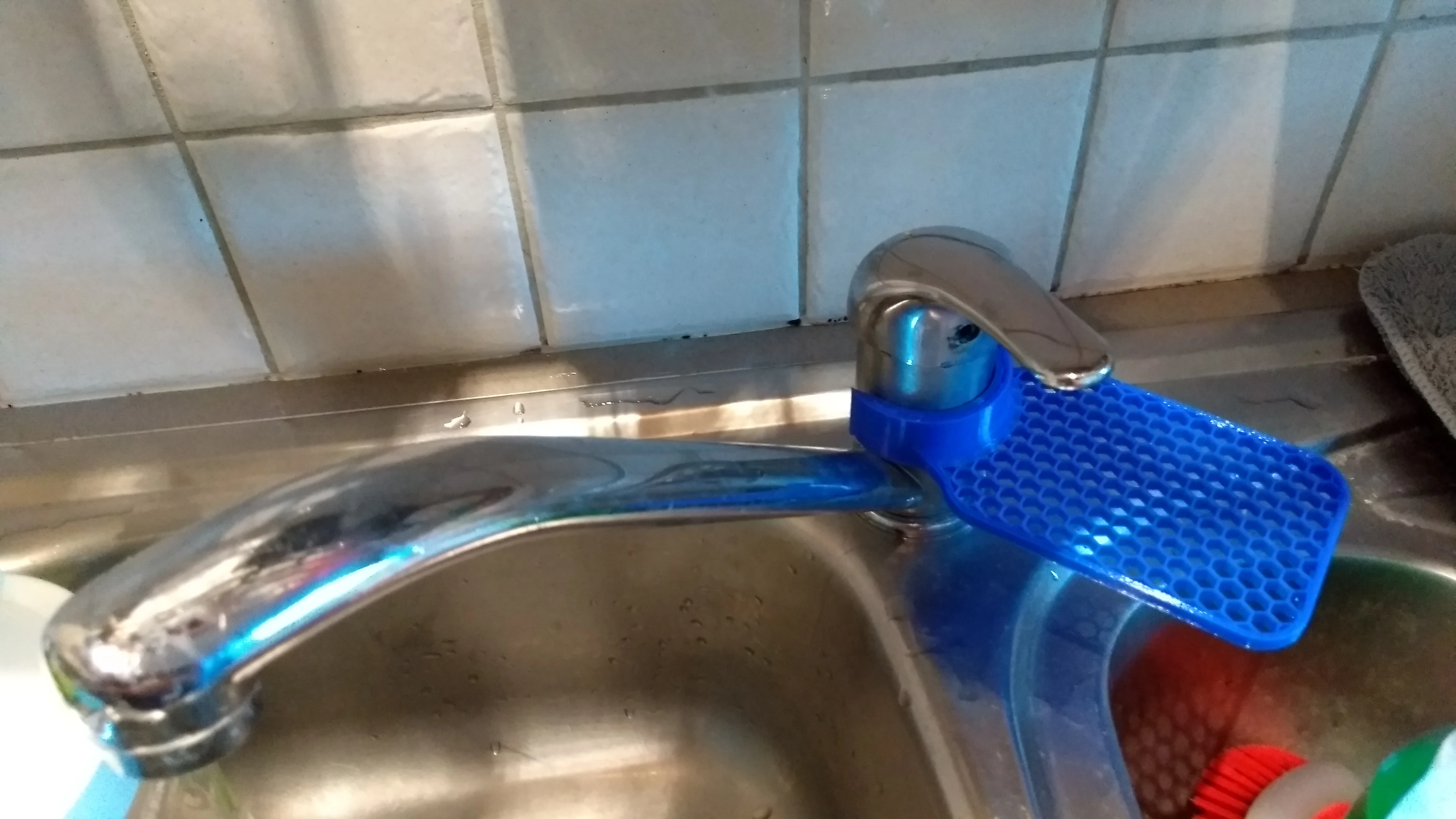 Kitchen soap sponge tray