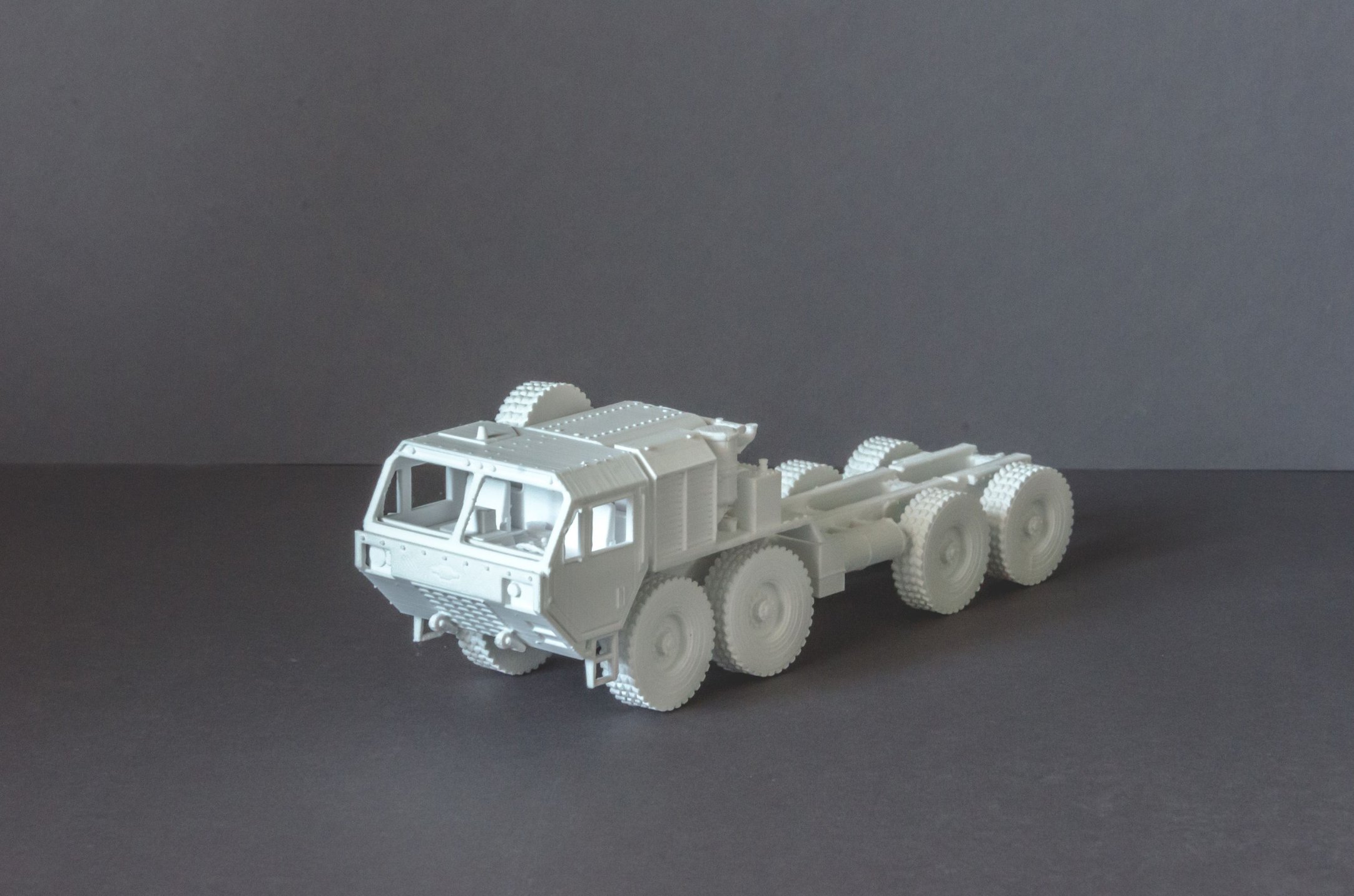 HEMTT M977 1:50 Scale model kit