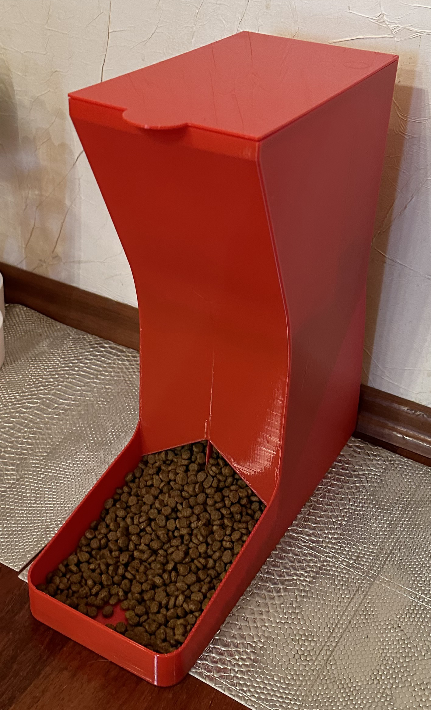 Cat feeder 2,5kg