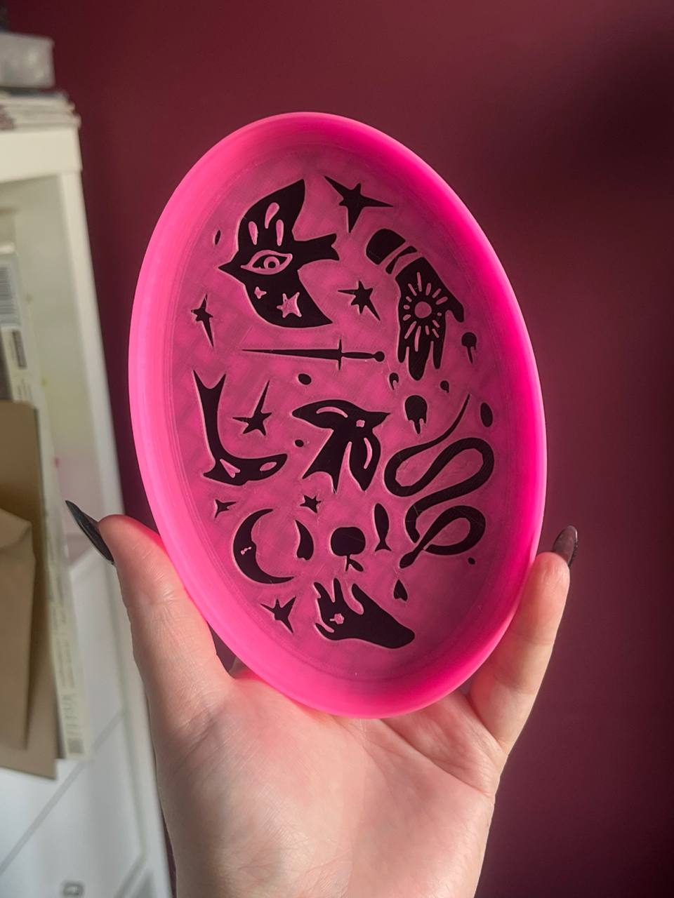 Magic jewelry tray / catchall tray
