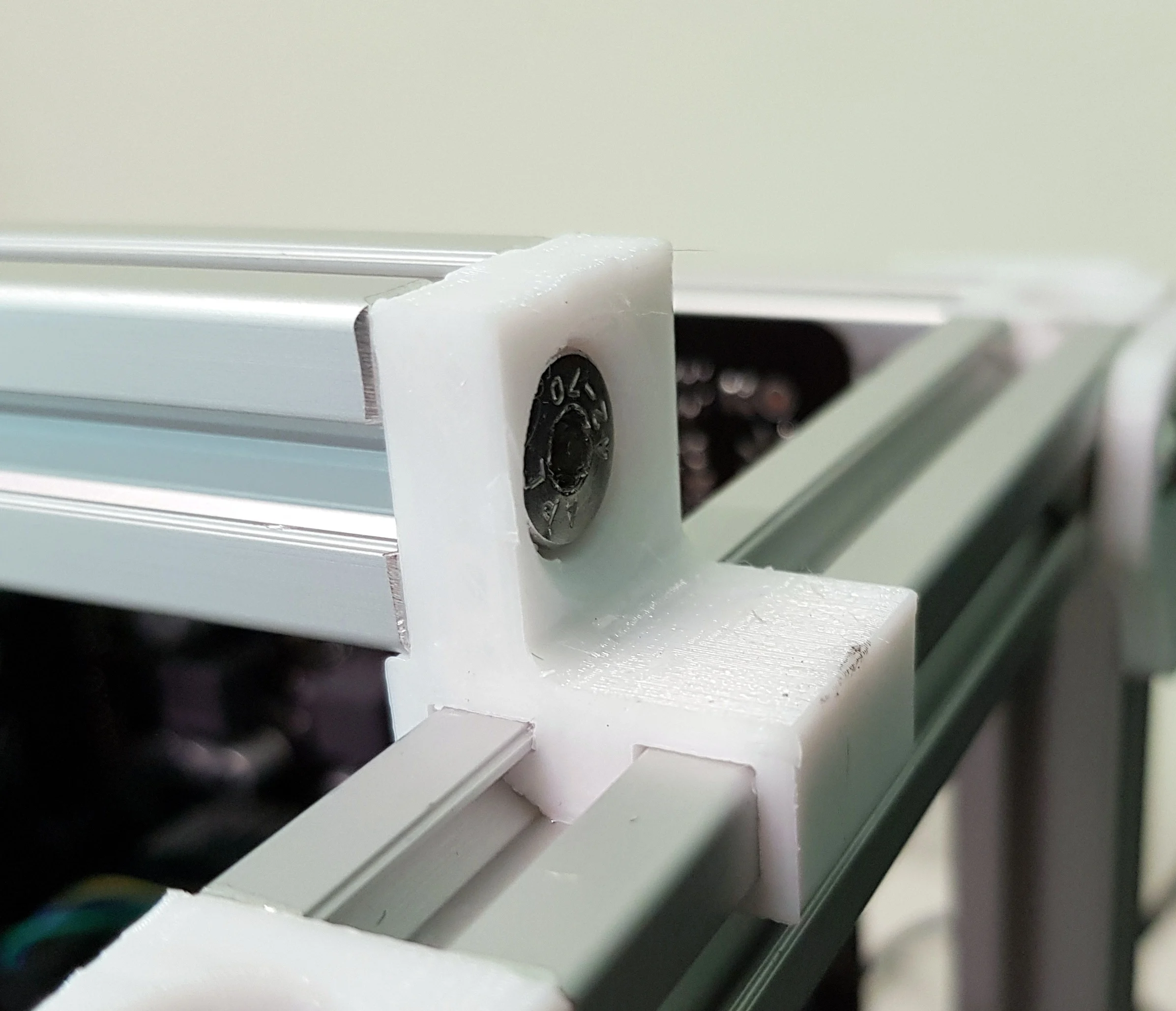 2020 profile 90degree distance mount