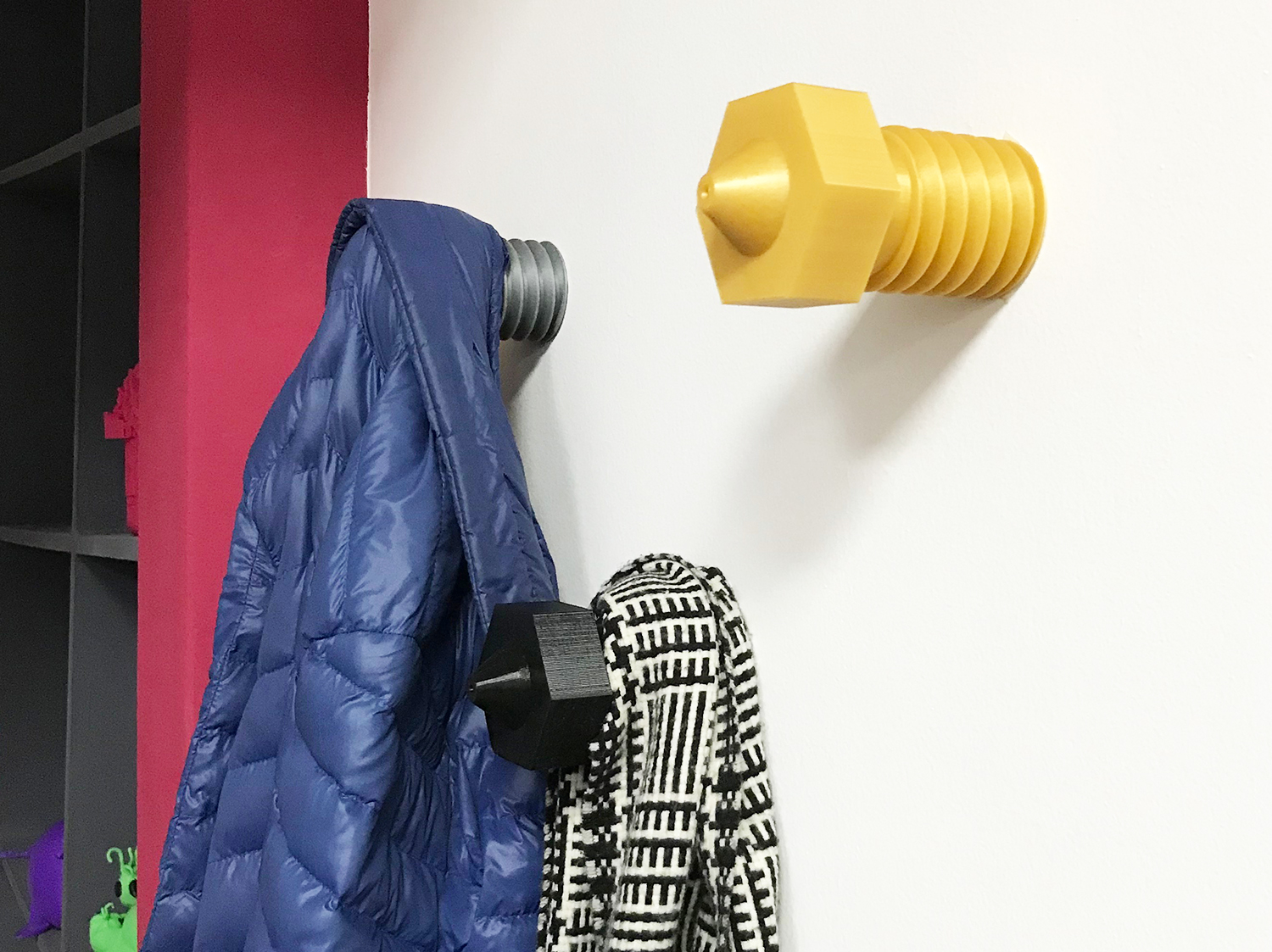 The Nozzle Hanger