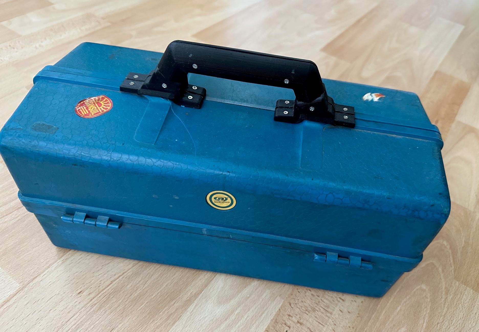 GDR toolbox handle