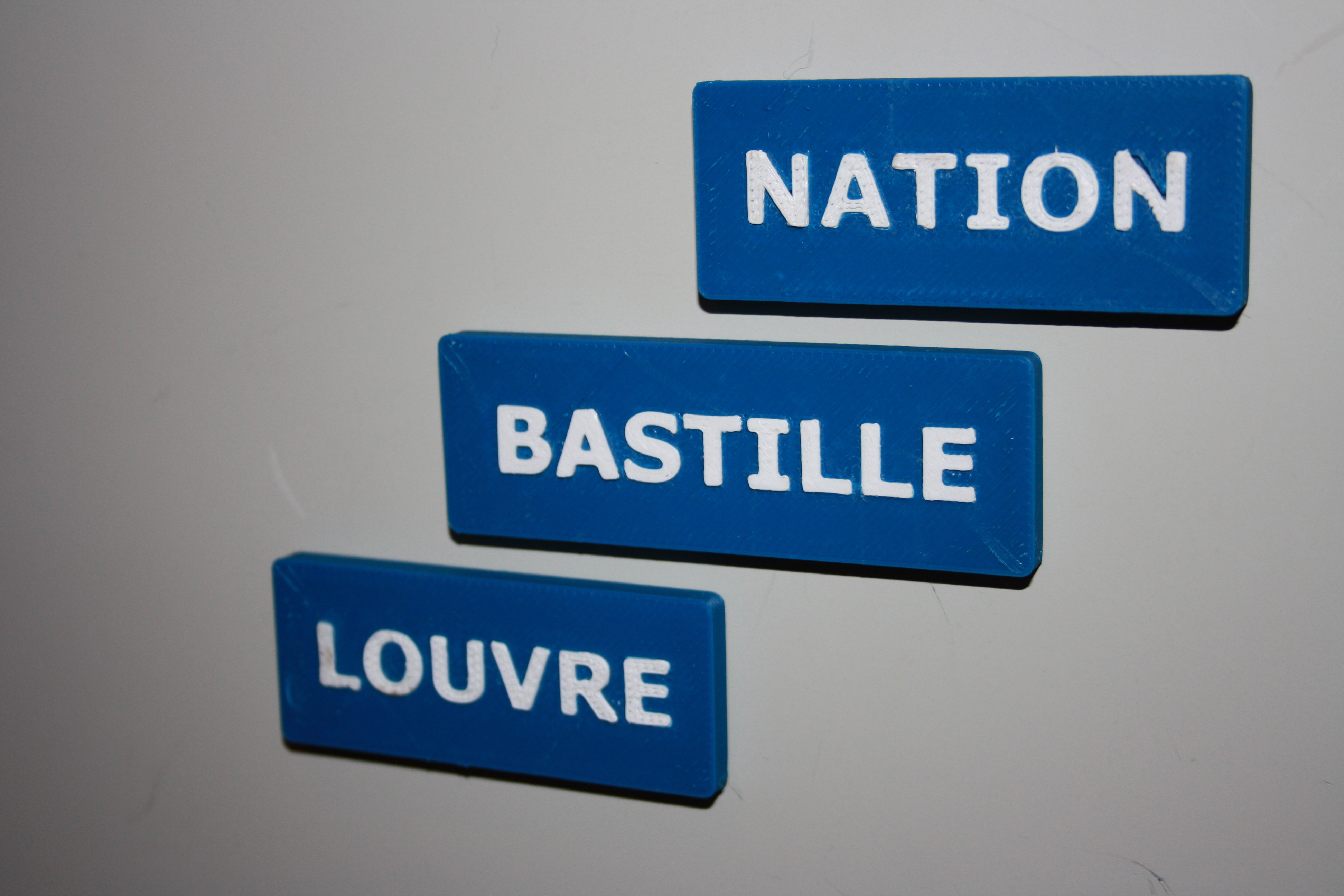Metro station Magnet