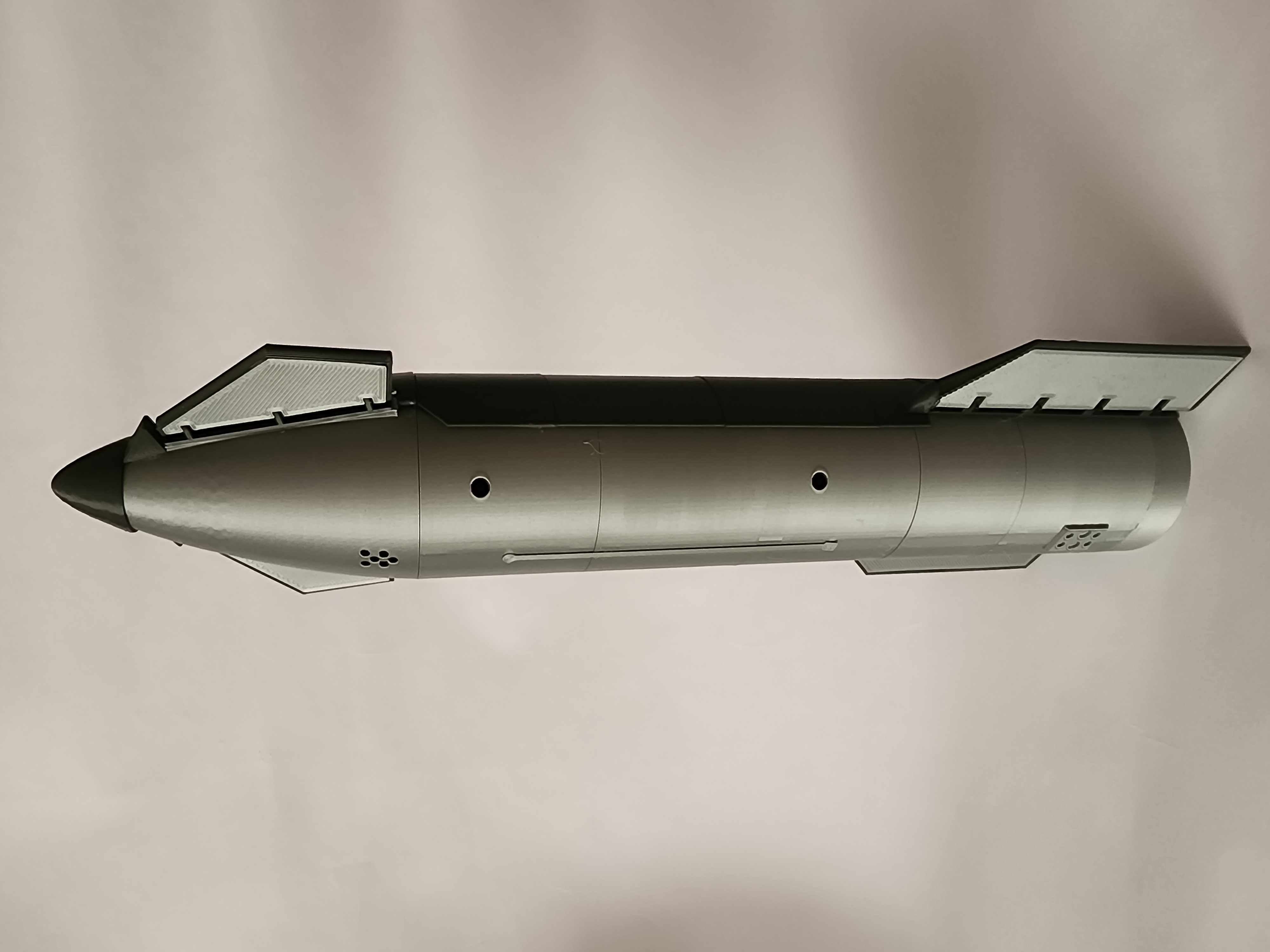 Modelo Spacex Starship, escala 1:180 (27 cms alto aprox.)