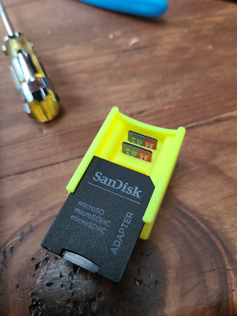 SD CARD BOX WITH ADAPTER LID
