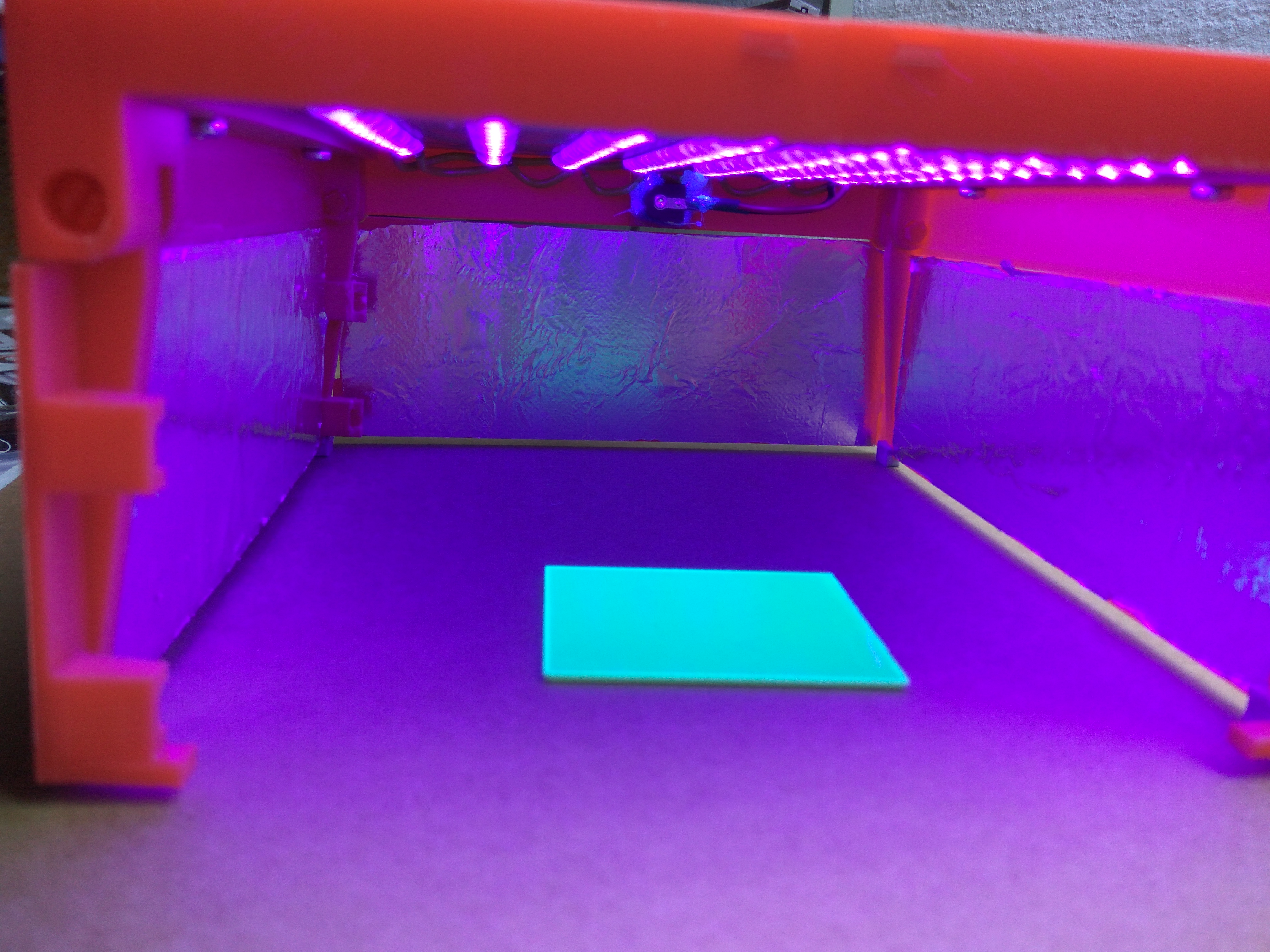 Compact DIY UV lamp