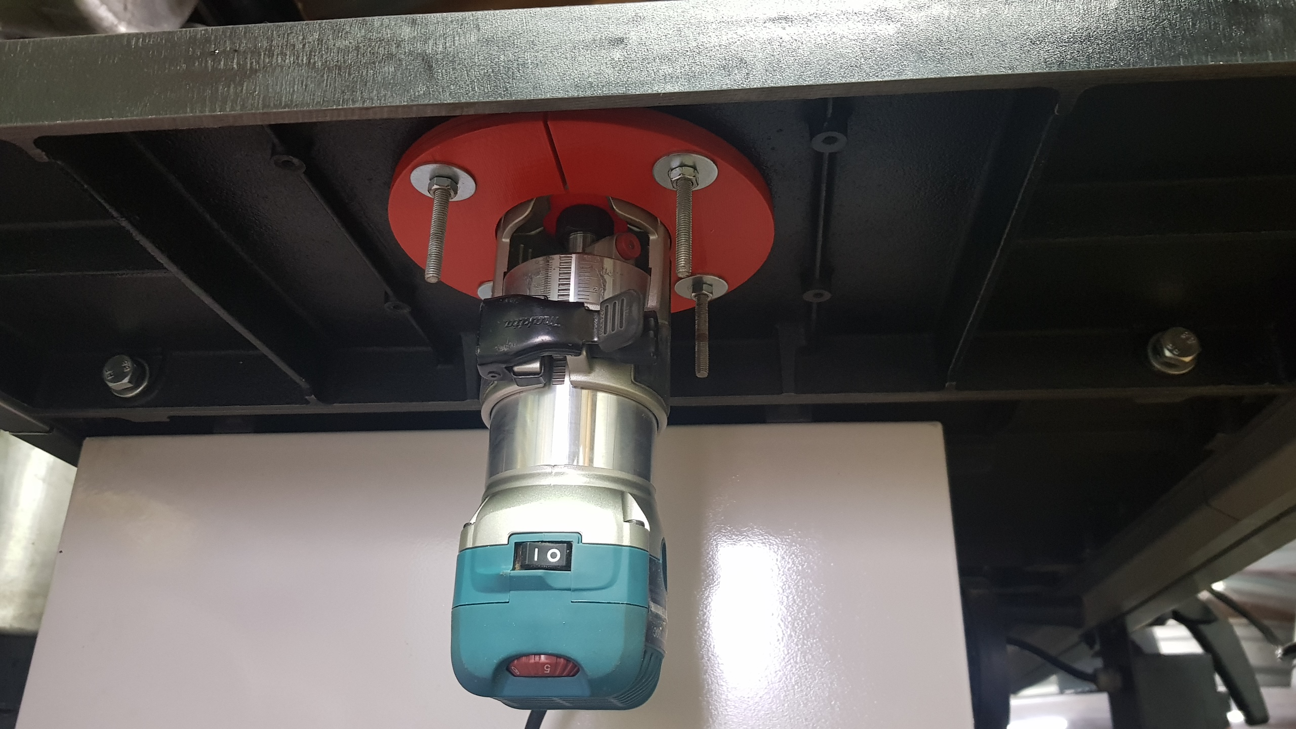 Router mounting (Makita RT0700C) insert for Martlet Tablesaw