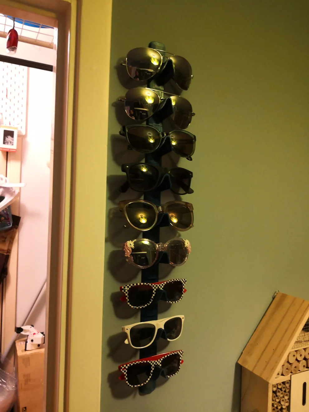 Sunglasses holder