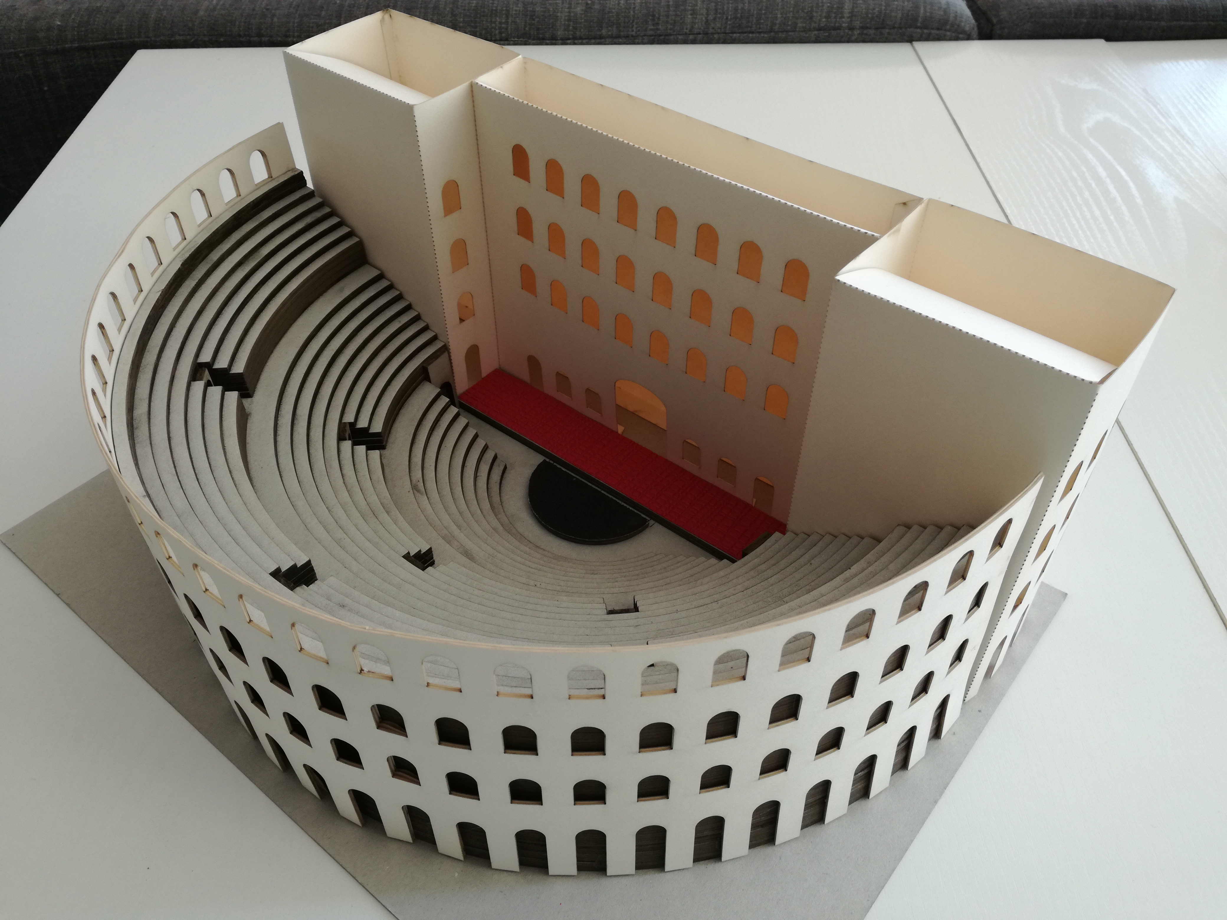 maquette de théâtre antique romain model of roman antic theater lasercut