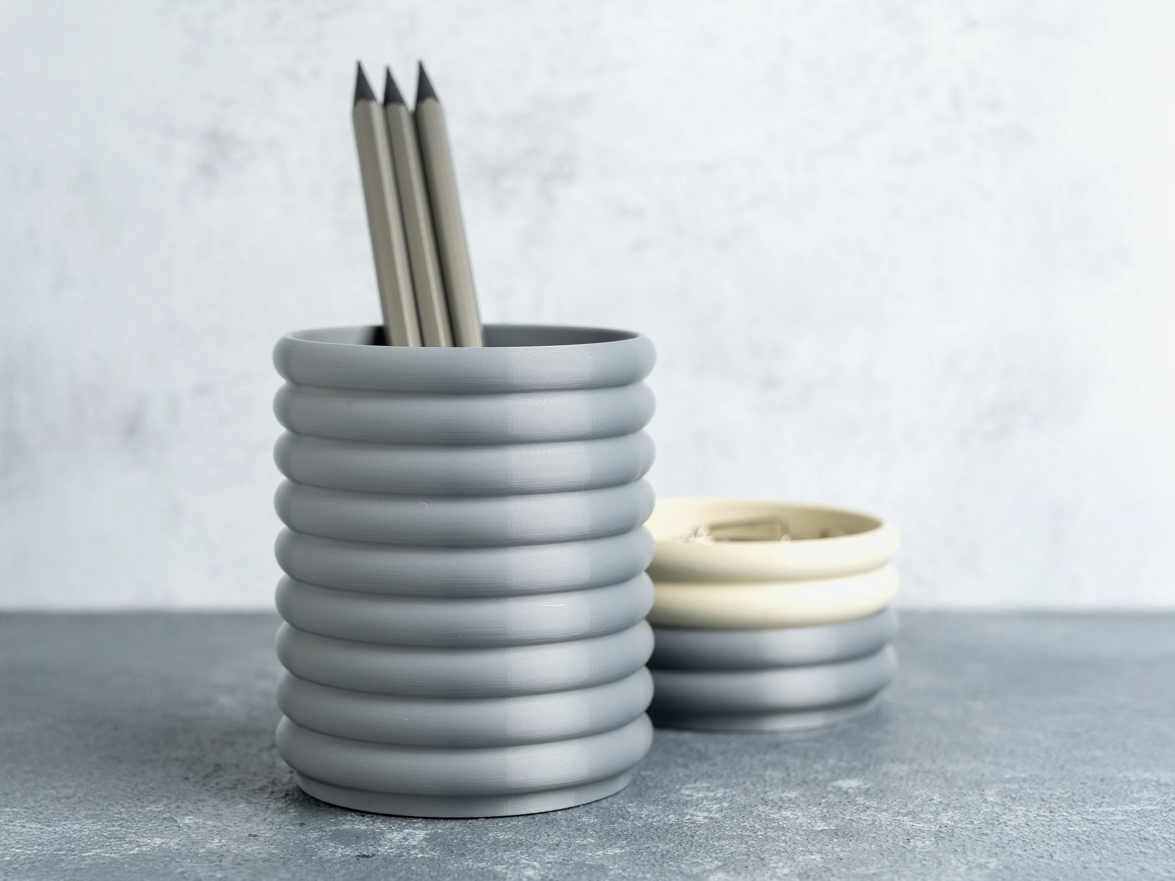 Ribbed Stack Desk Organizer