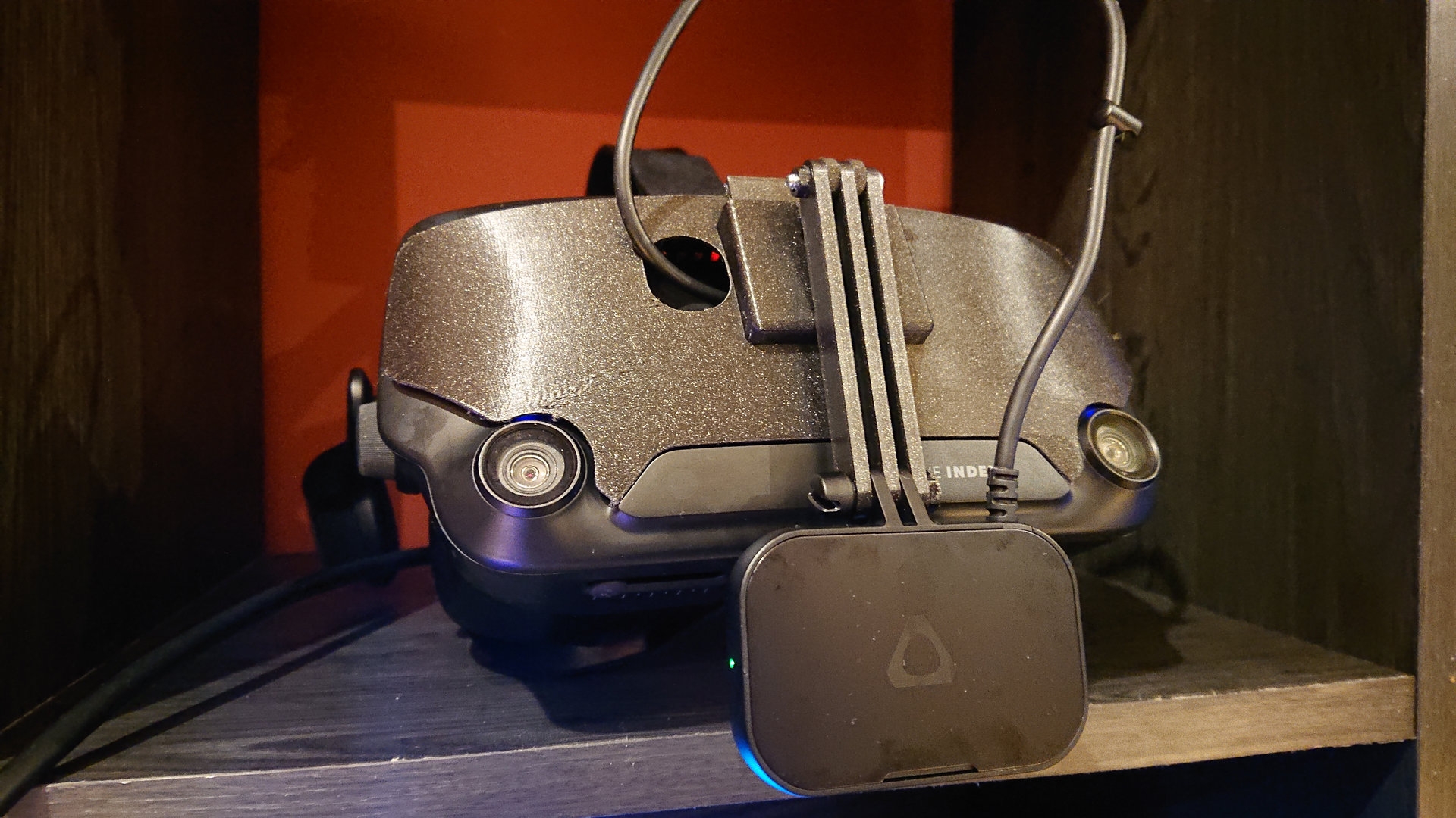 Vive Facial Tracker - Index Frunk Mount