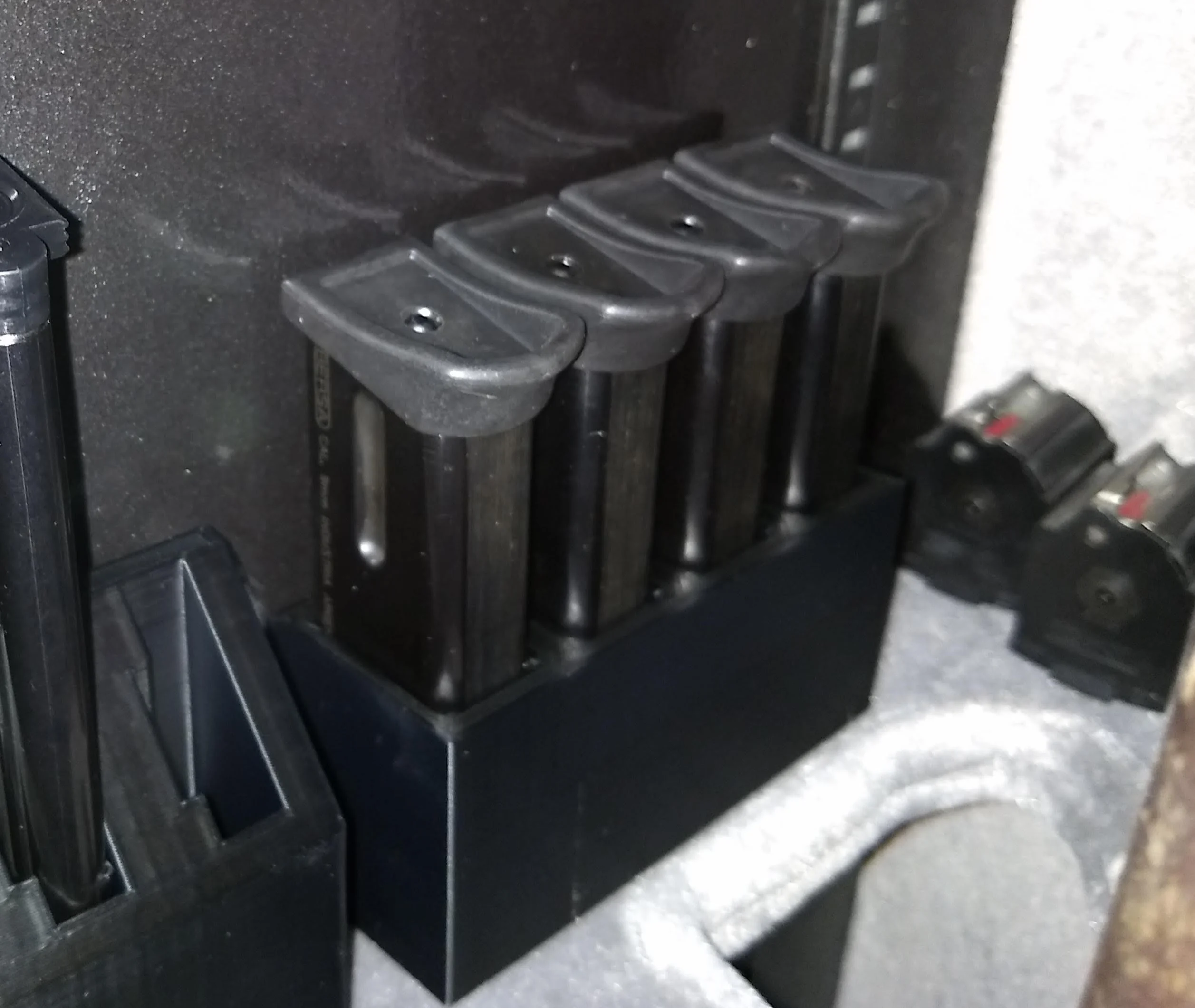 Bersa 9mm Mag holder