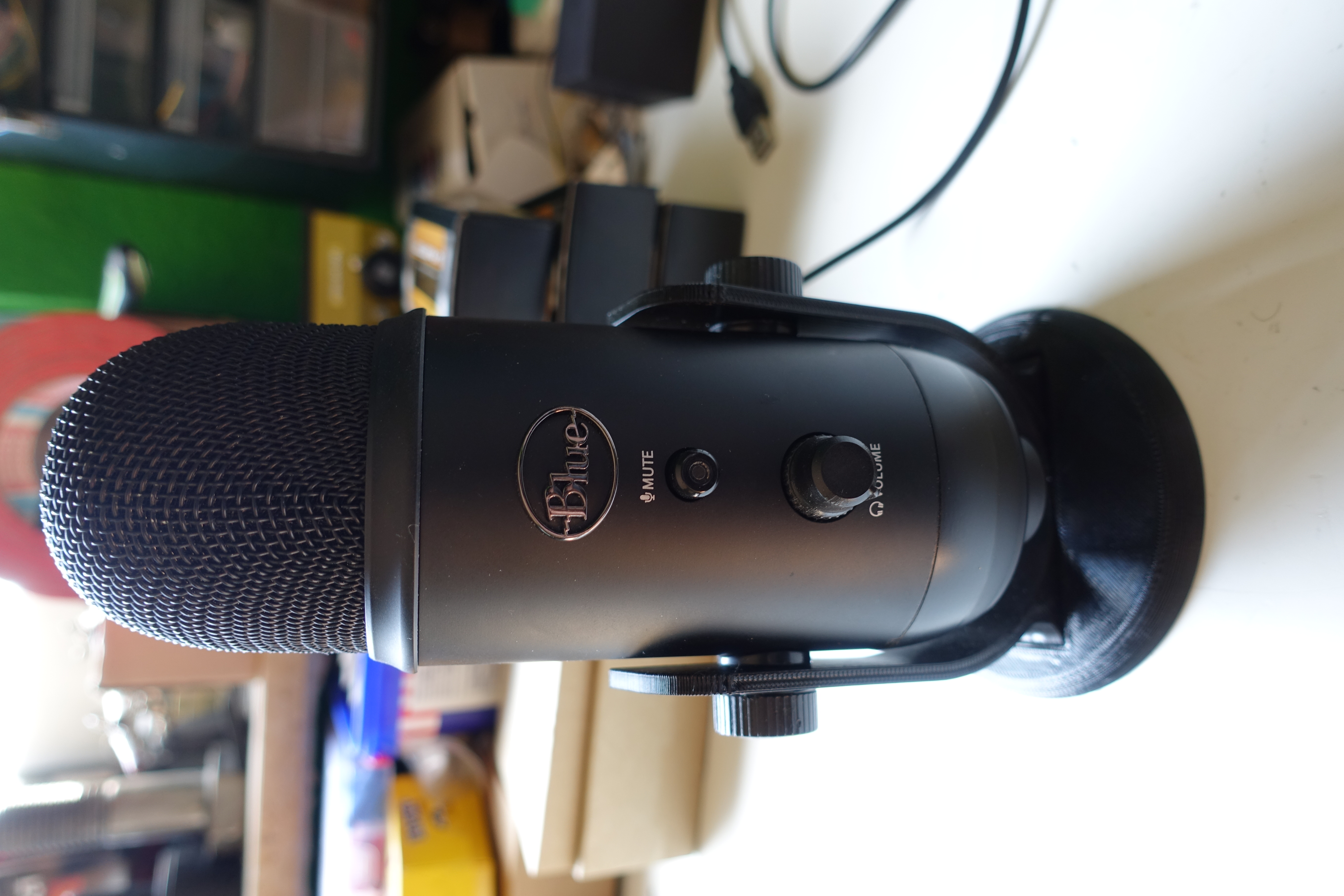 Blue Yeti low Profile Stand