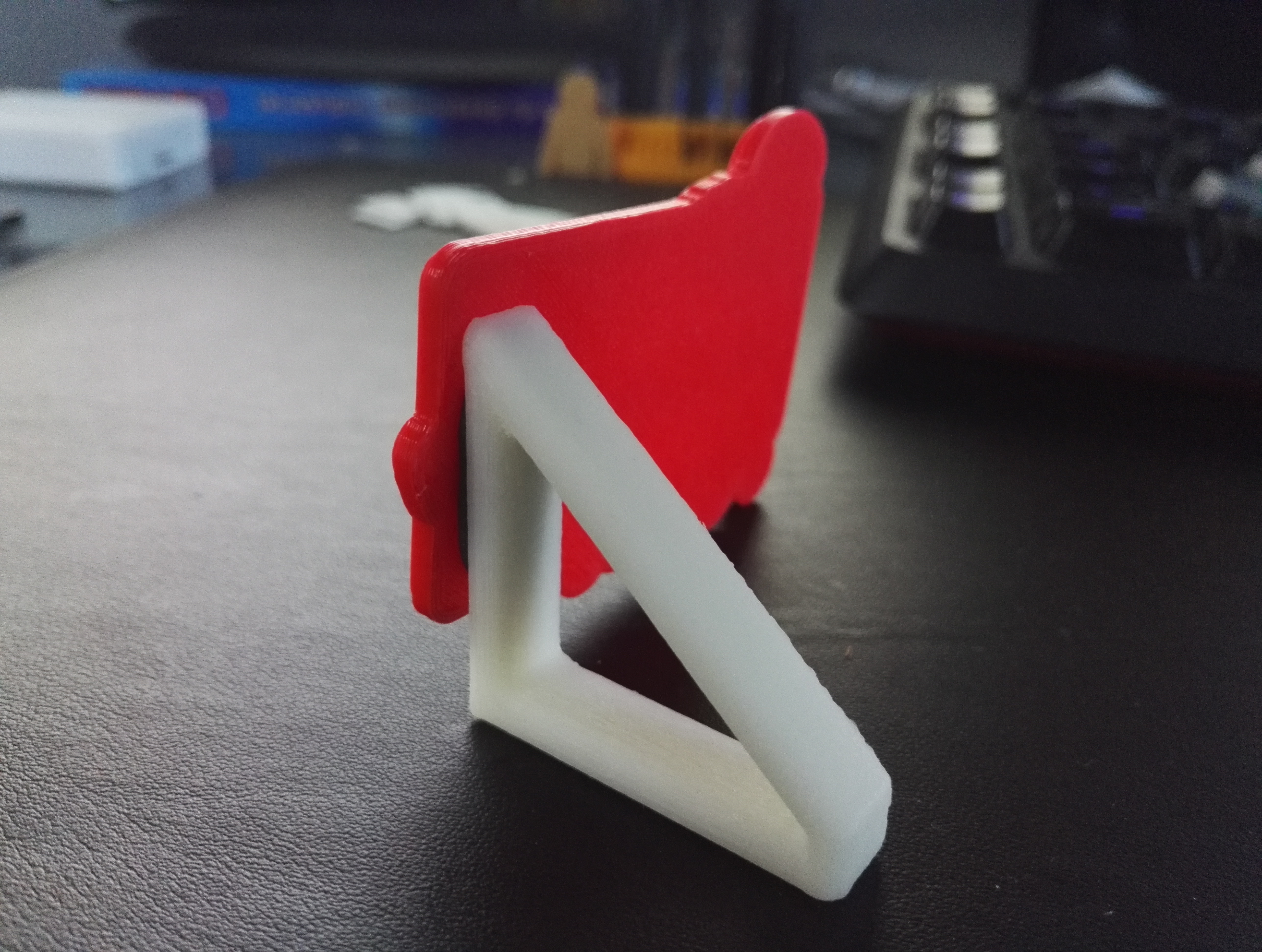 Universal support for small objects