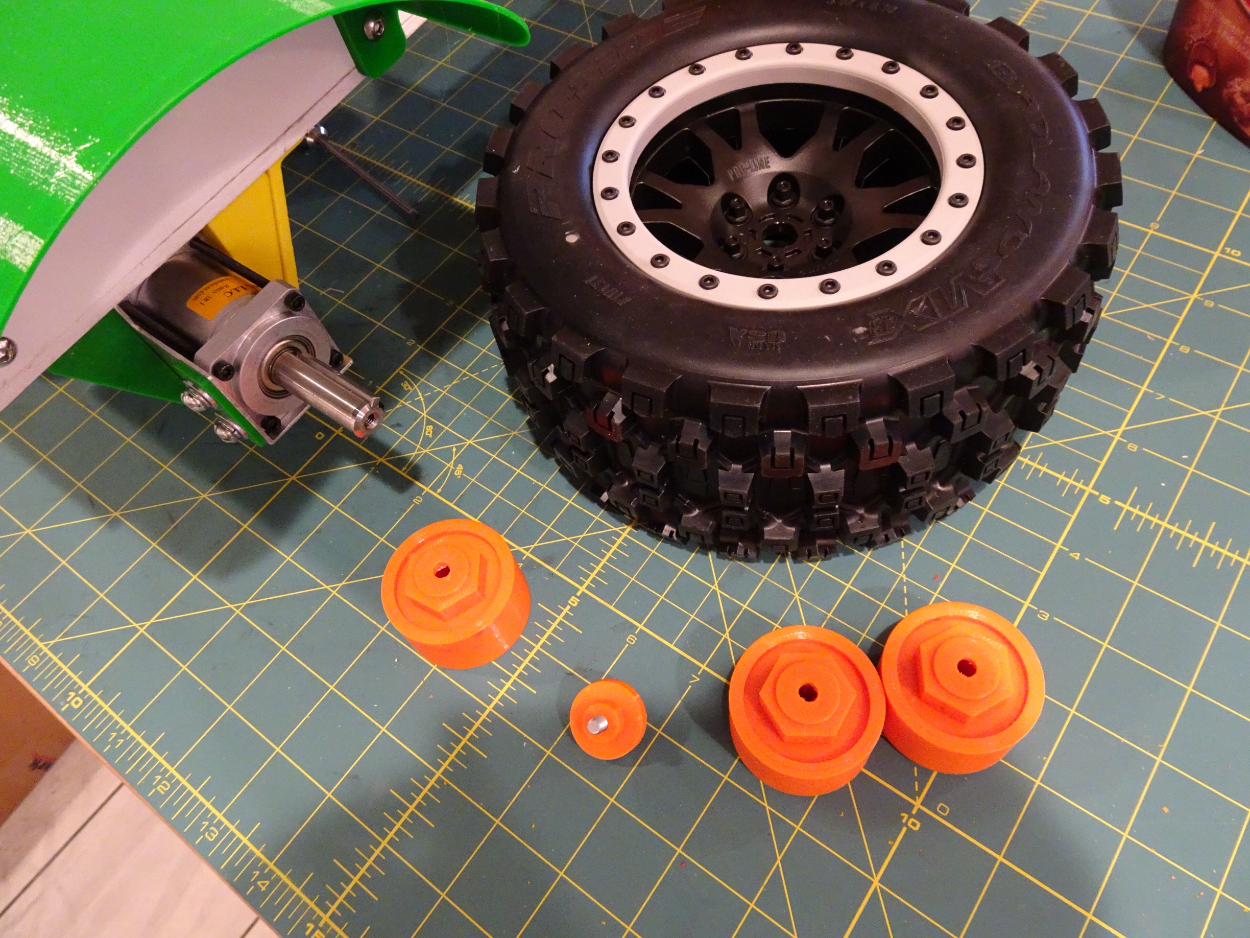 evil-rover02 BaneBots P60 Gear Box Pro-Line Badlands MX43